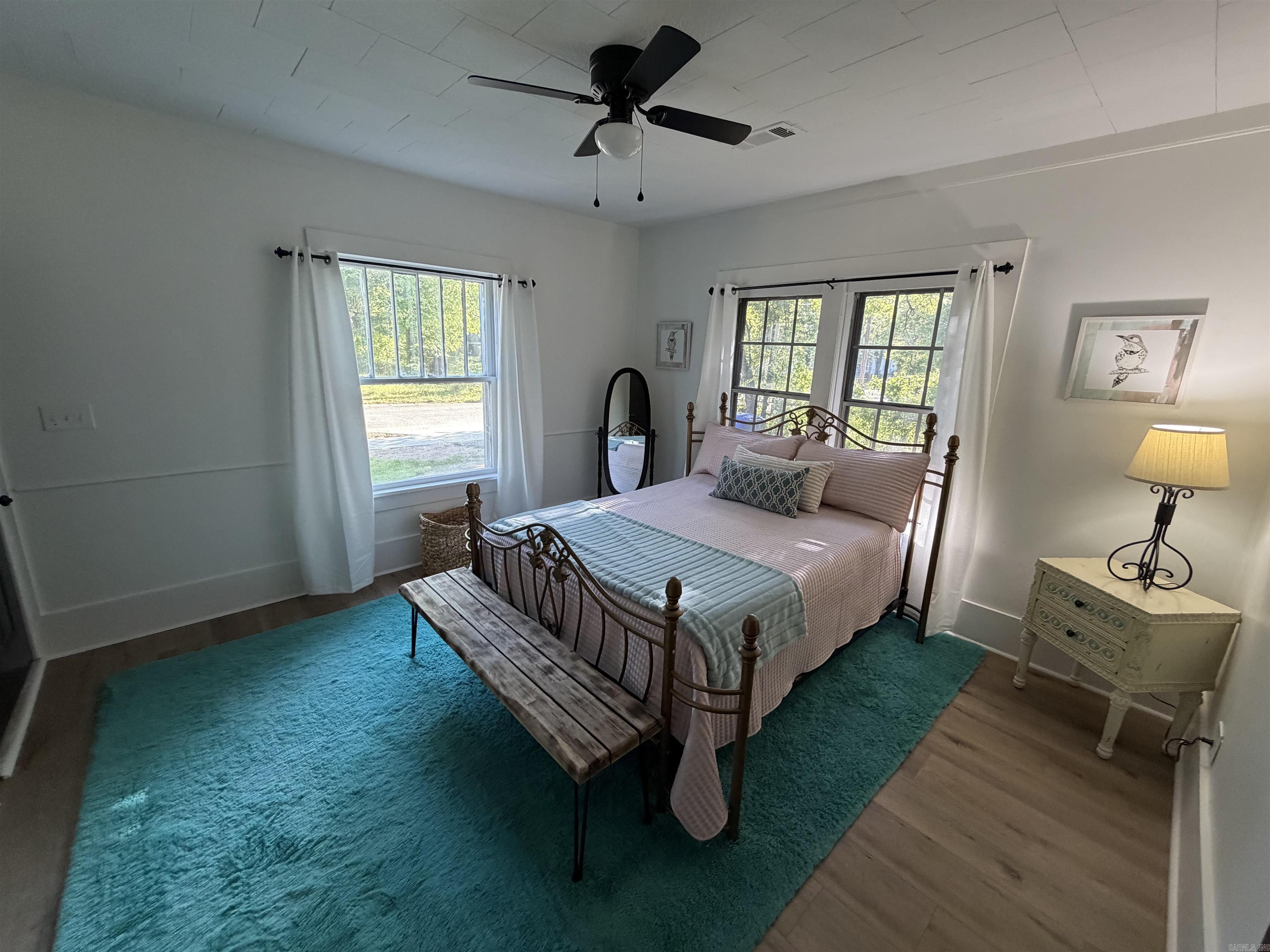 1828 Johnston  Conway, AR