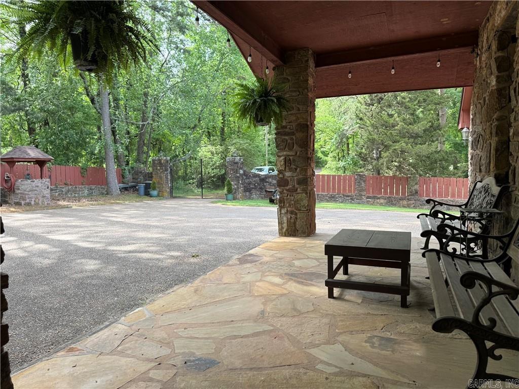 10109 White Oak  Dardanelle, AR