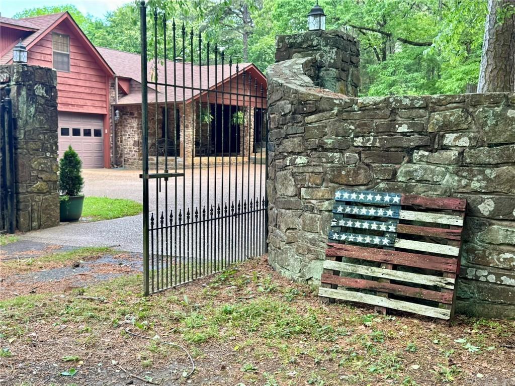 10109 White Oak  Dardanelle, AR