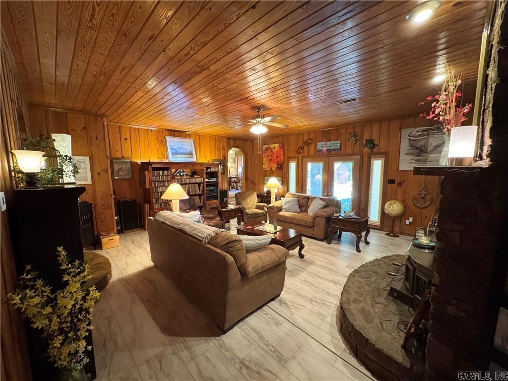 10109 White Oak  Dardanelle, AR