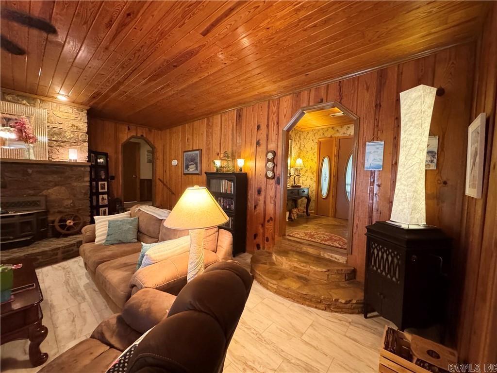 10109 White Oak  Dardanelle, AR