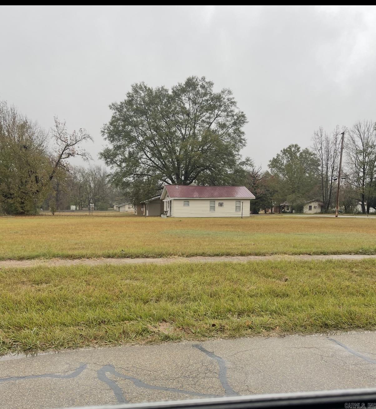 802 W 6th  Crossett, AR