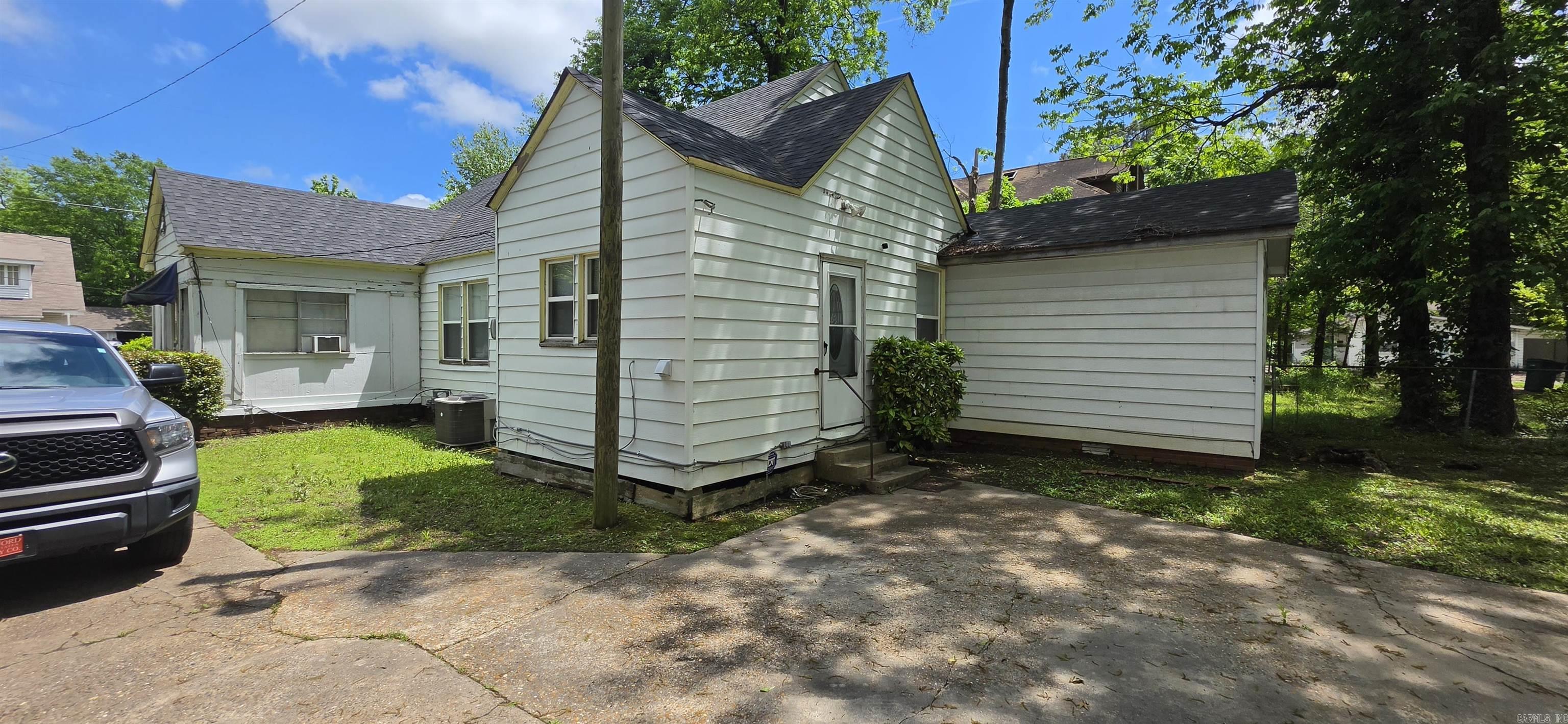 1818 S Olive  Pine Bluff, AR