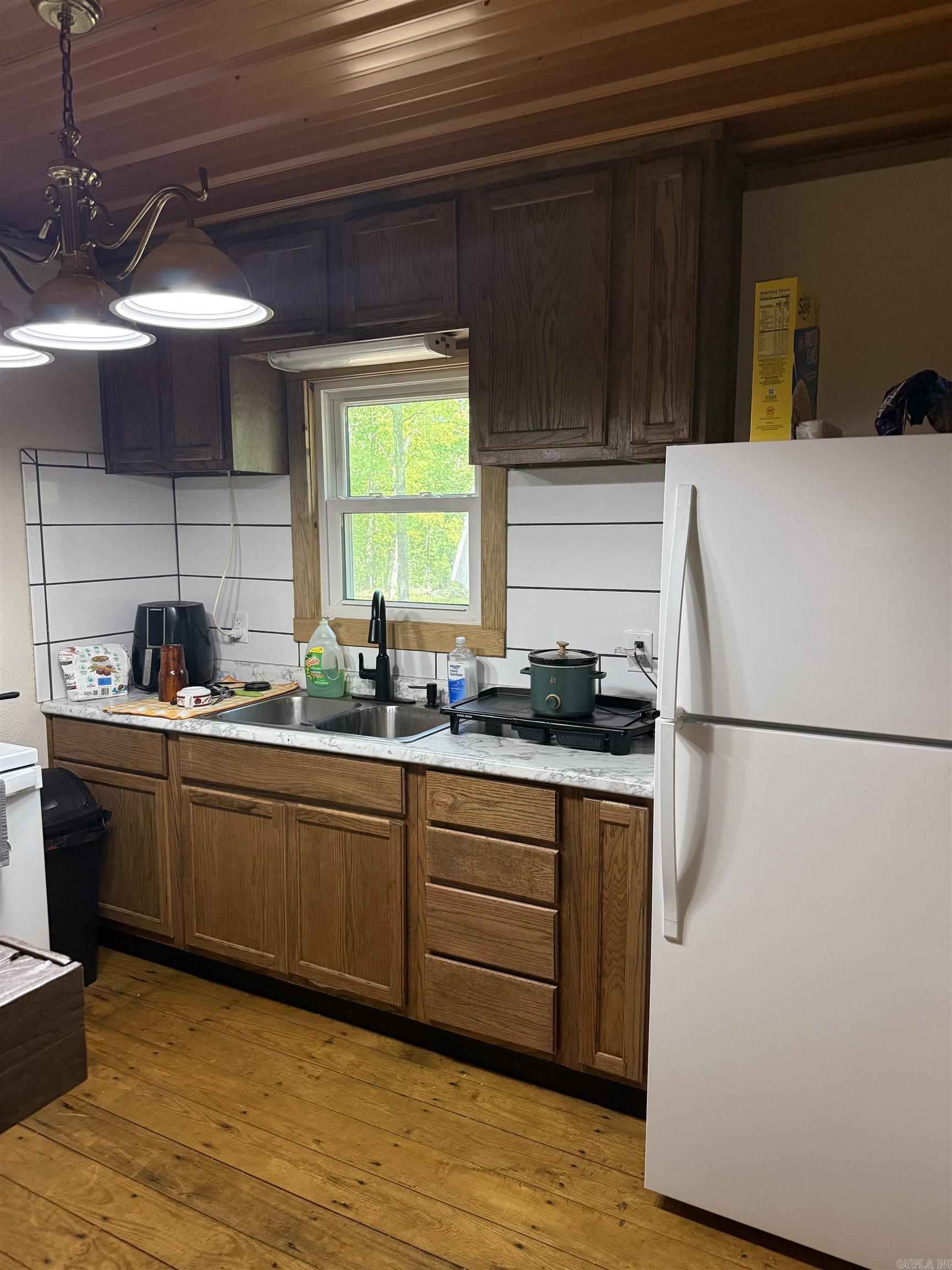 4429 OYLER  Clinton, AR