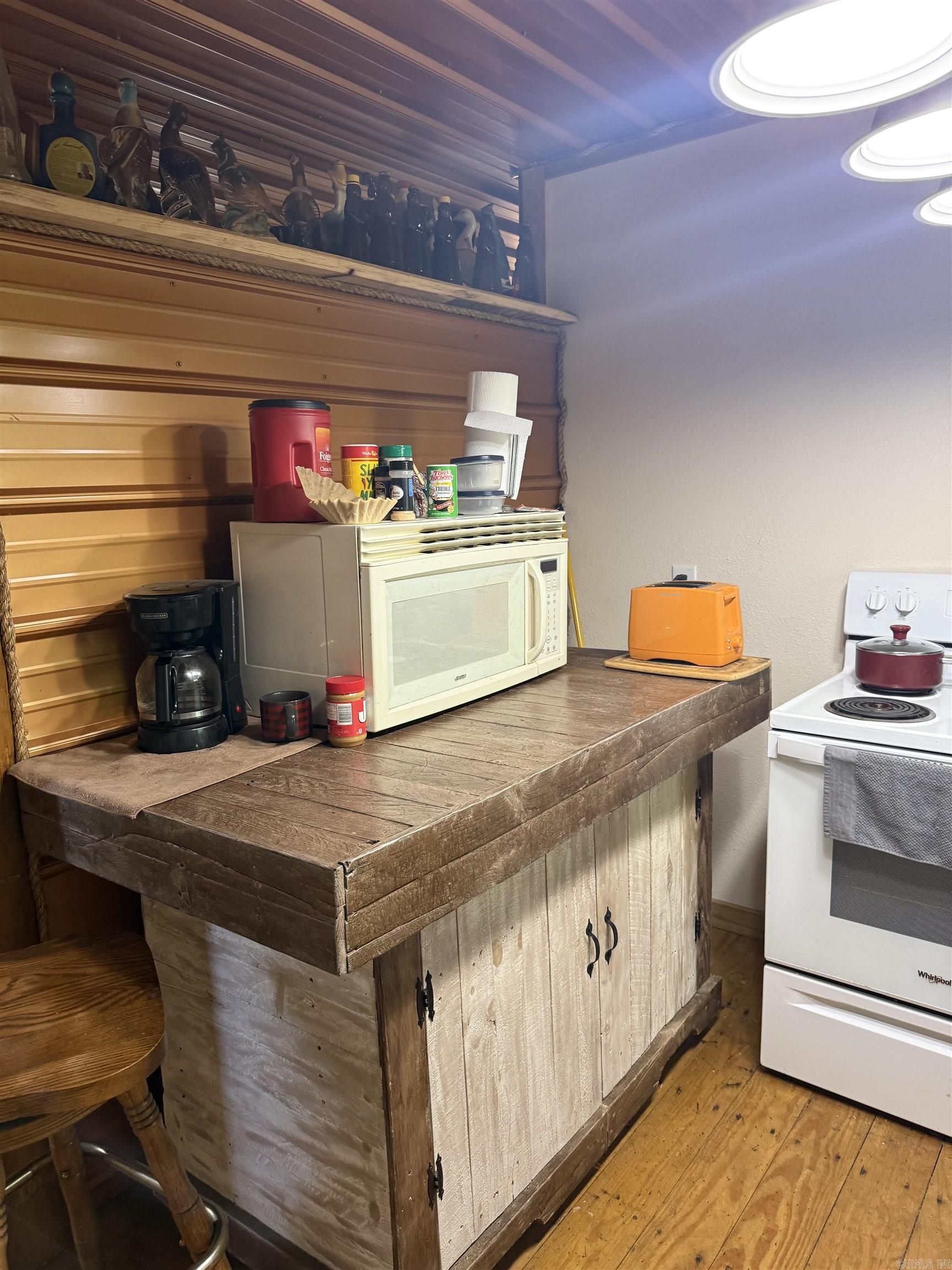 4429 OYLER  Clinton, AR