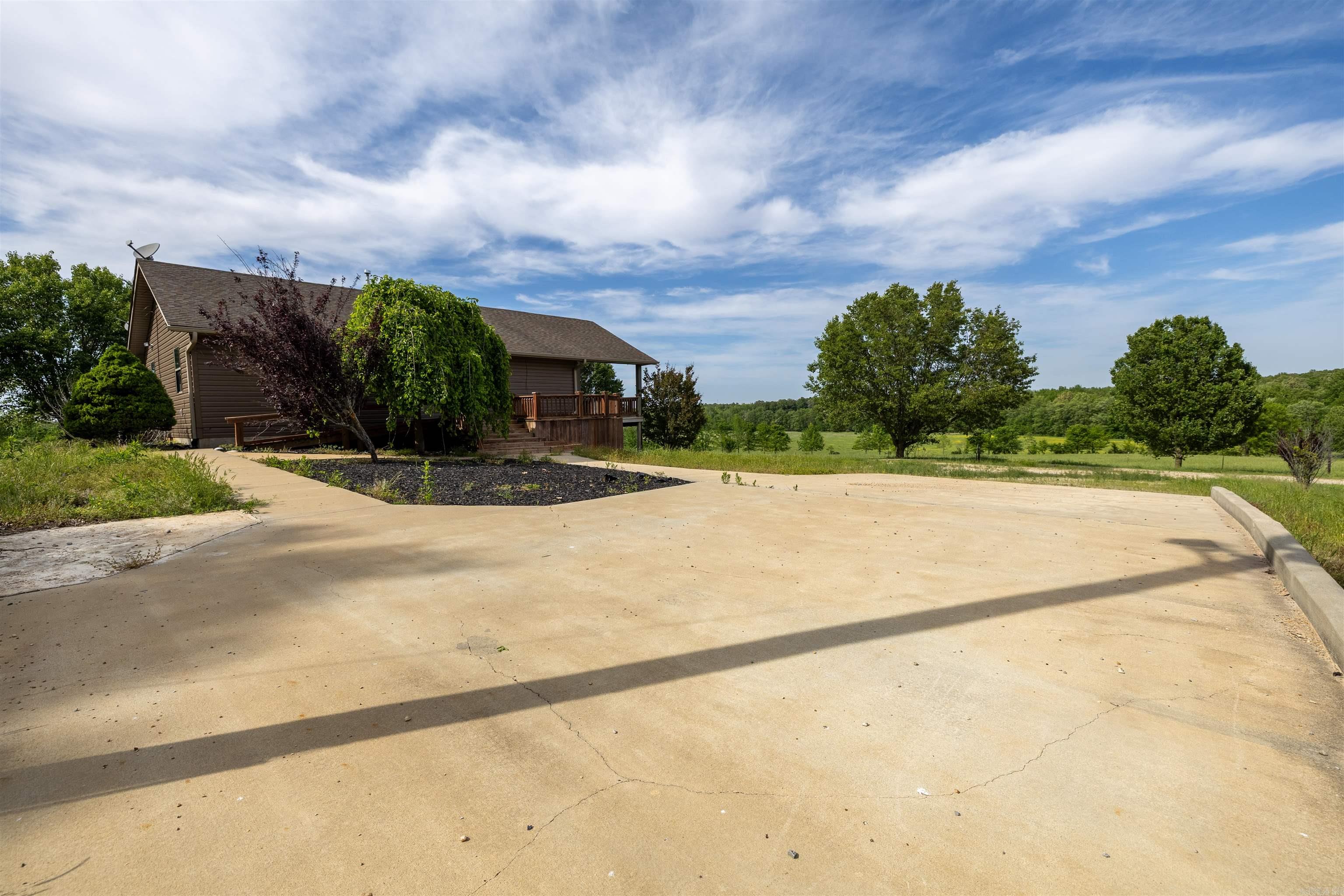 2065 County Road 461  Pollard, AR