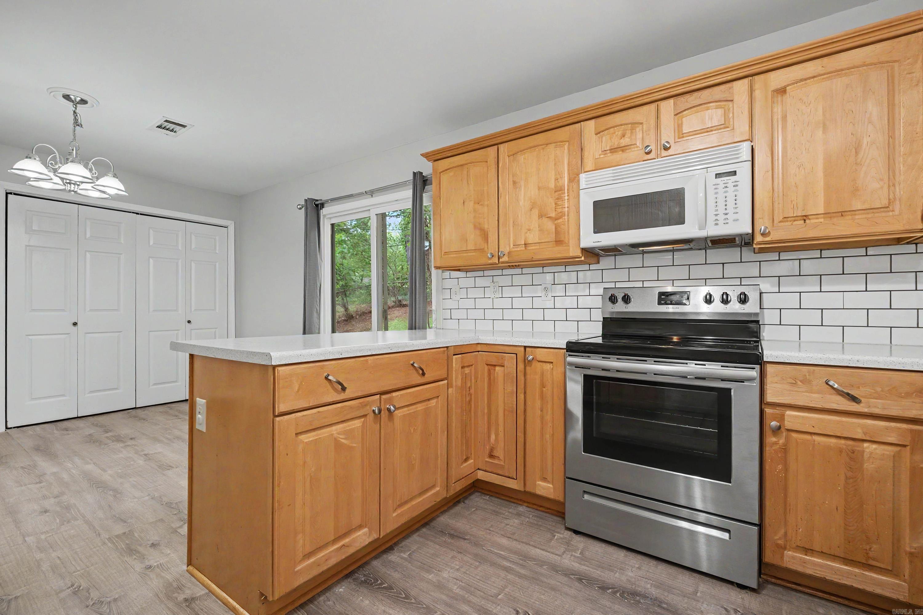 1200 Chris  Benton, AR