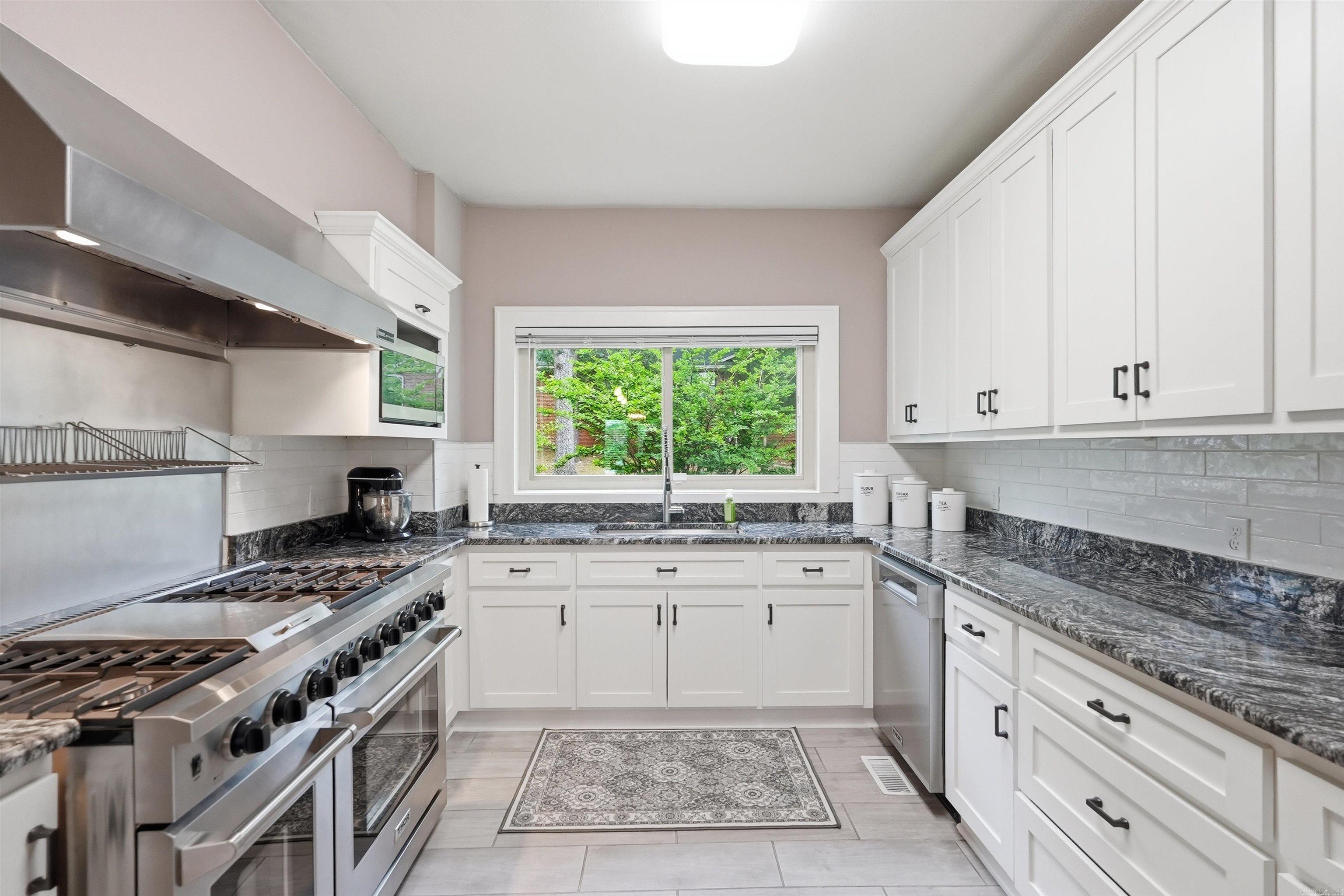 4001 Cedar Hill  Little Rock, AR