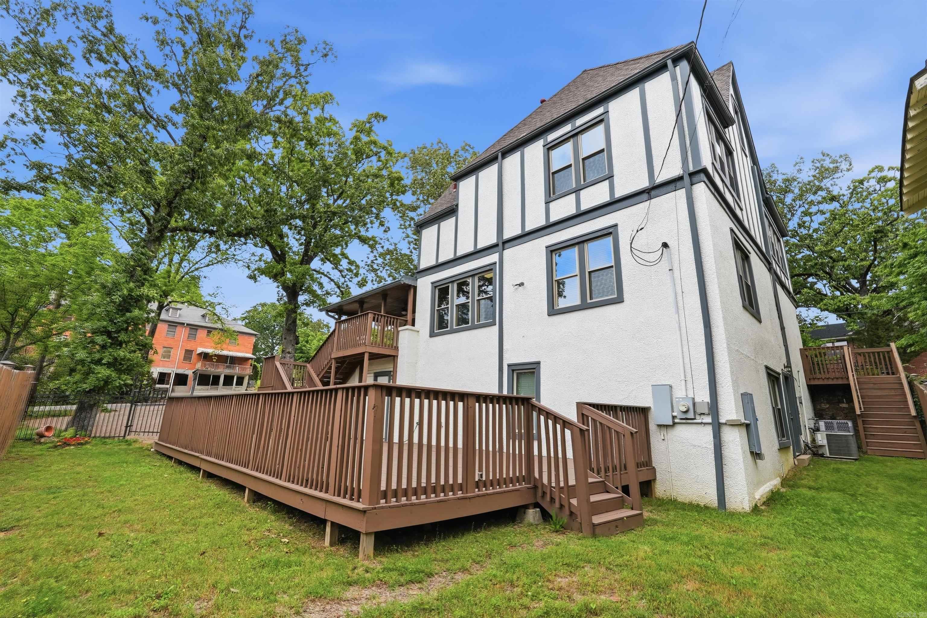 4001 Cedar Hill  Little Rock, AR