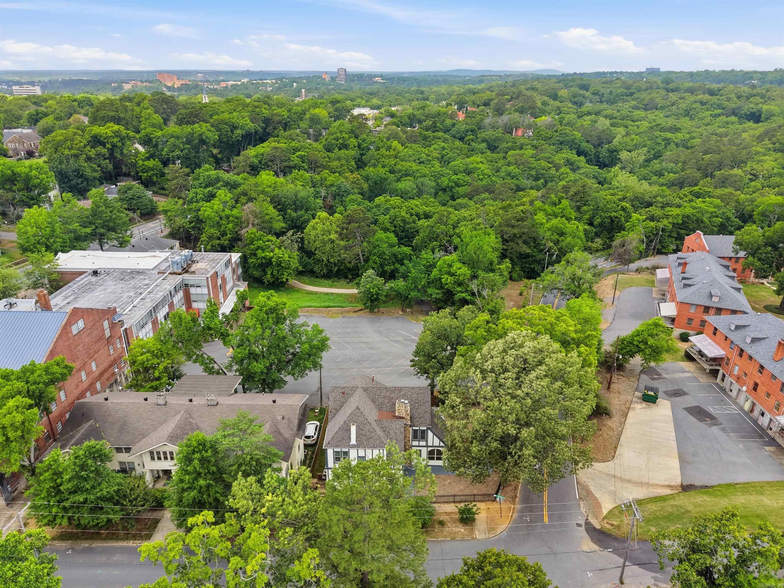 4001 Cedar Hill  Little Rock, AR