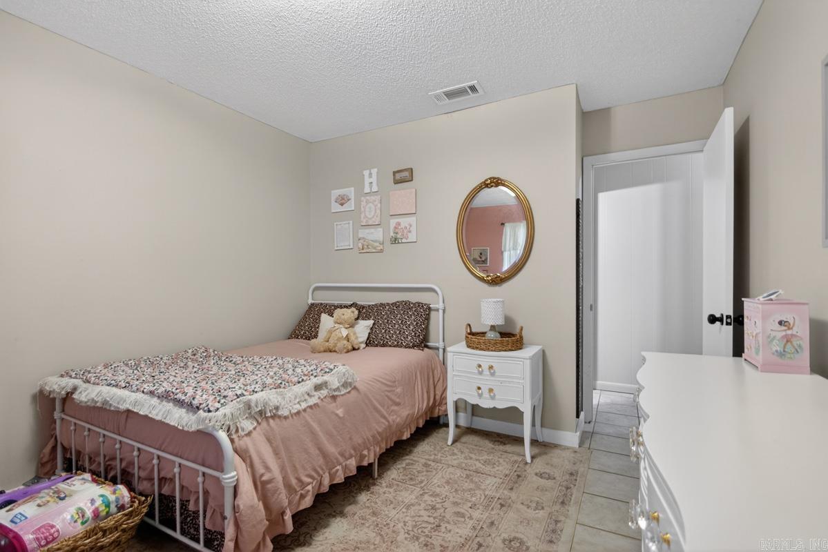 1102 N Shady  Benton, AR