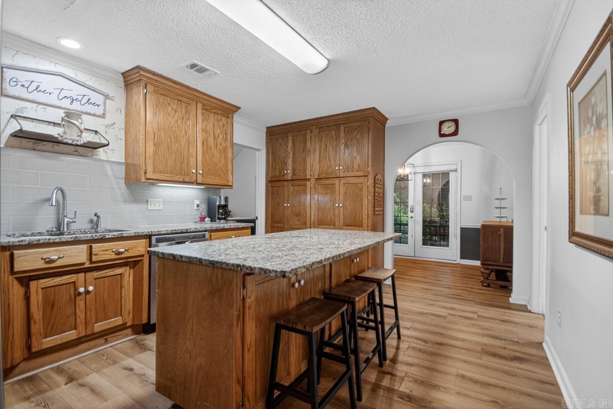 716 Hilltop Rd  Alexander, AR