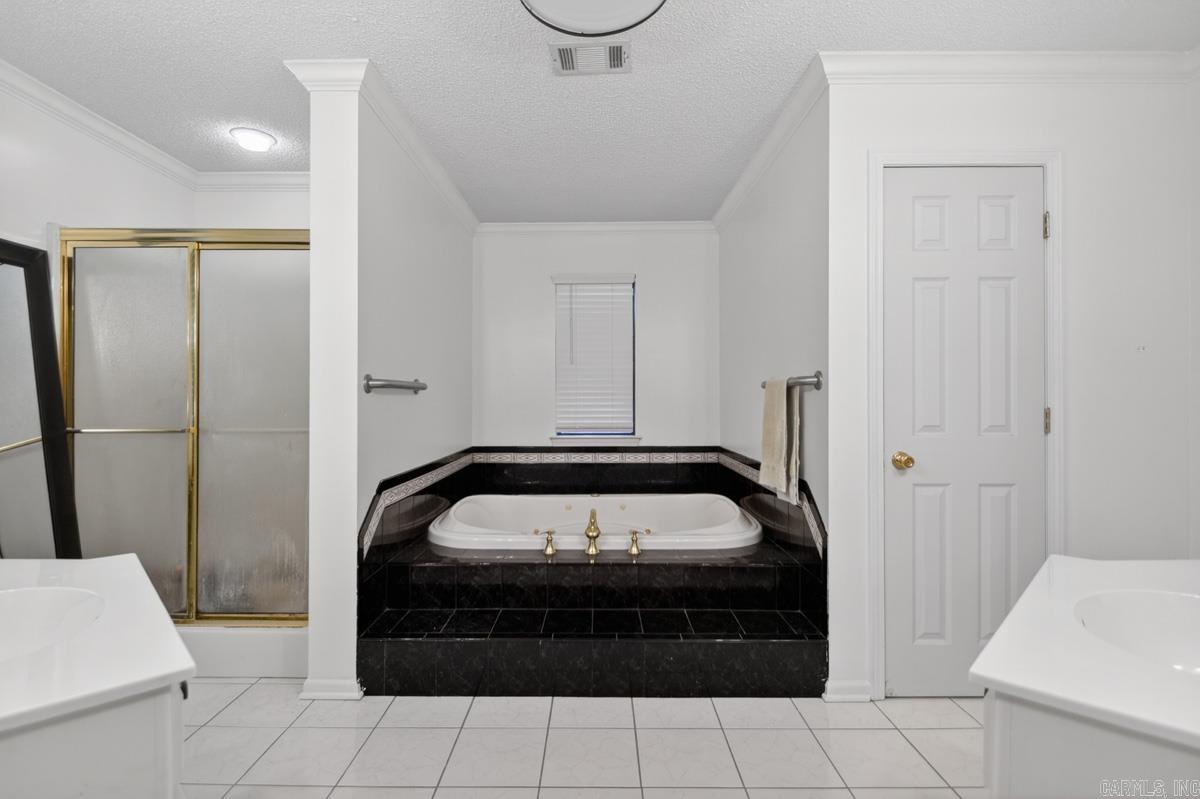 716 Hilltop Rd  Alexander, AR