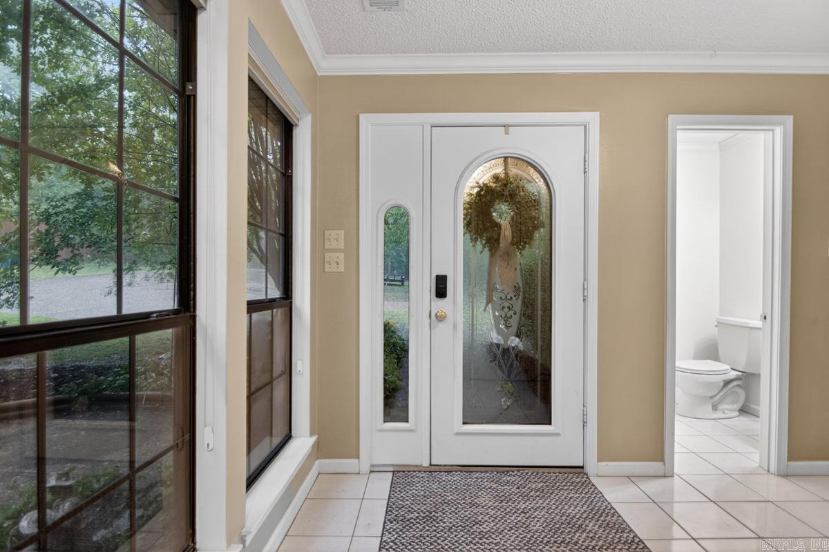 716 Hilltop Rd  Alexander, AR