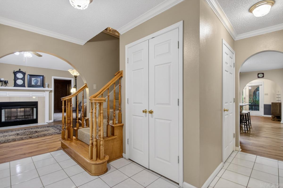 716 Hilltop Rd  Alexander, AR