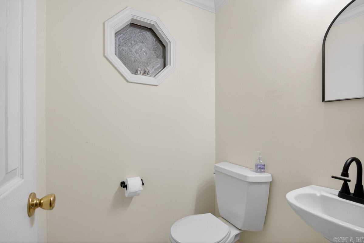 716 Hilltop Rd  Alexander, AR