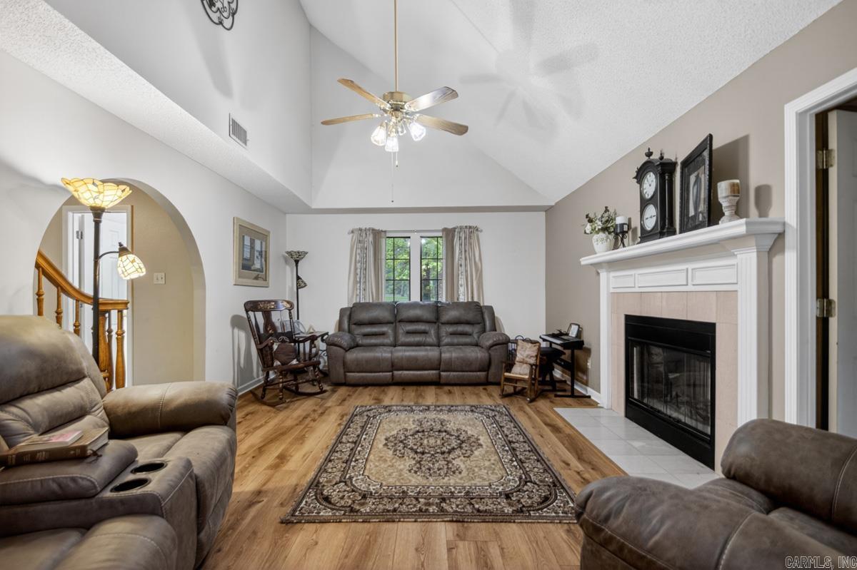 716 Hilltop Rd  Alexander, AR