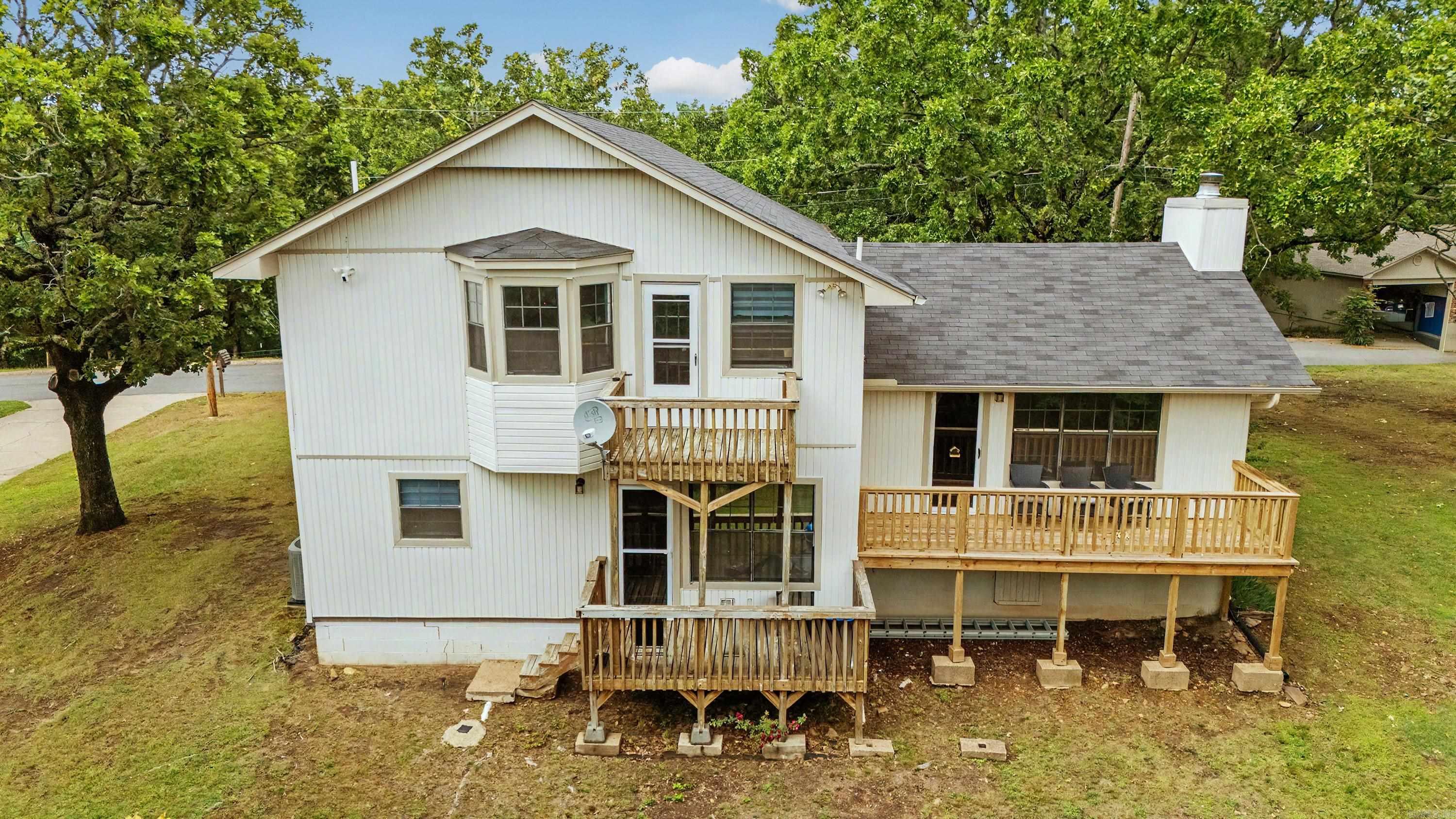 183 Sunset Drive North Little Rock, AR 72118-2764
