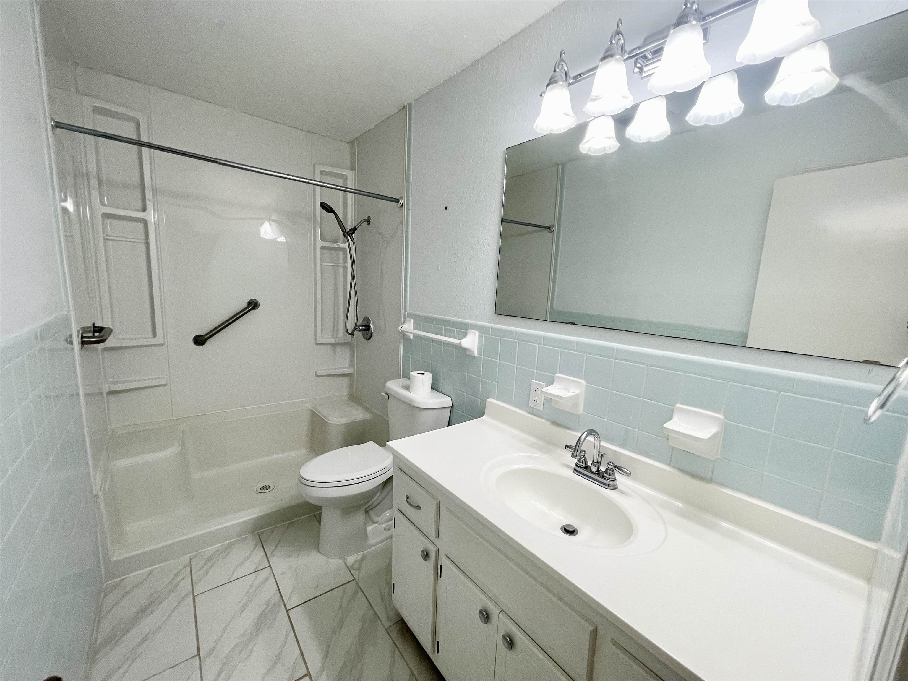 207 Parliament  Horseshoe Bend, AR