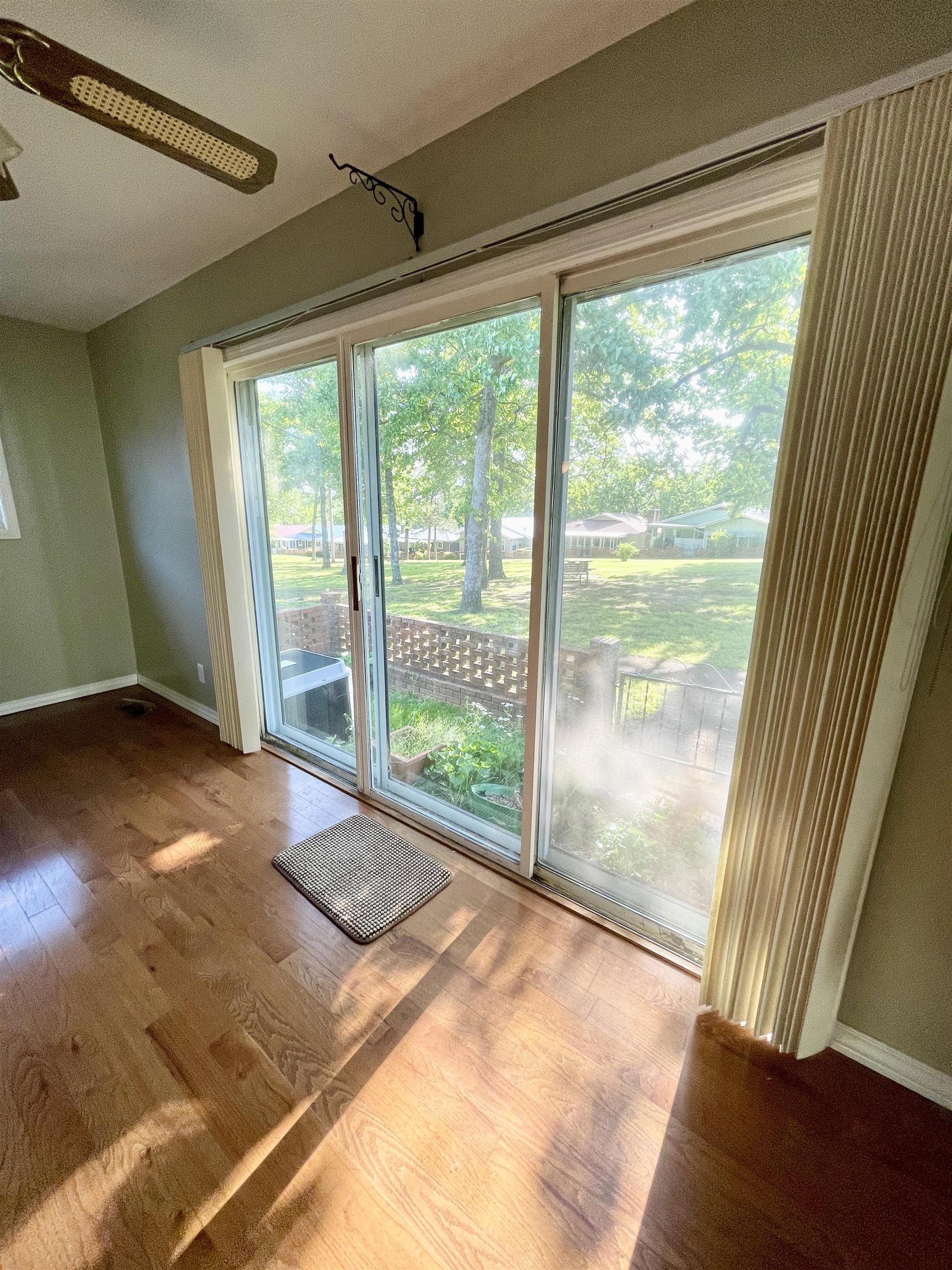 207 Parliament  Horseshoe Bend, AR