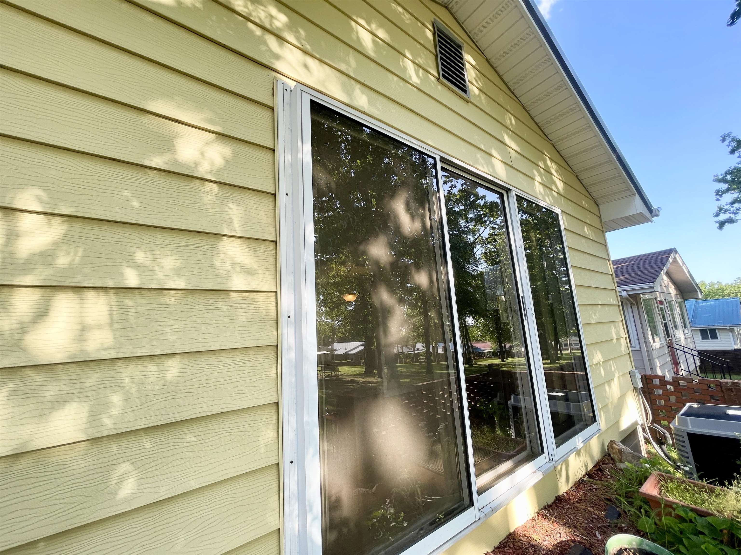 207 Parliament  Horseshoe Bend, AR