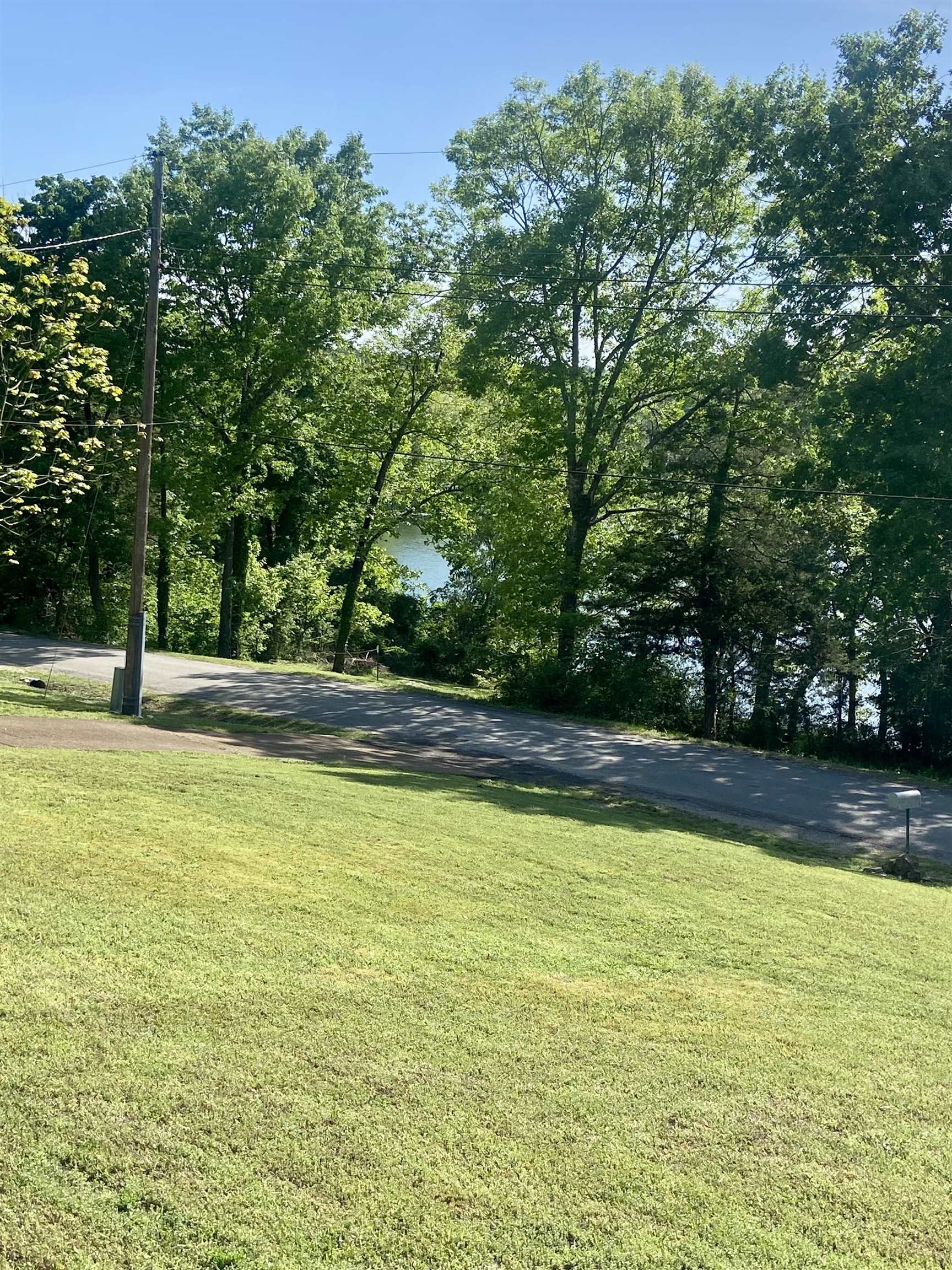 35 E Lakeshore  Cherokee Village, AR