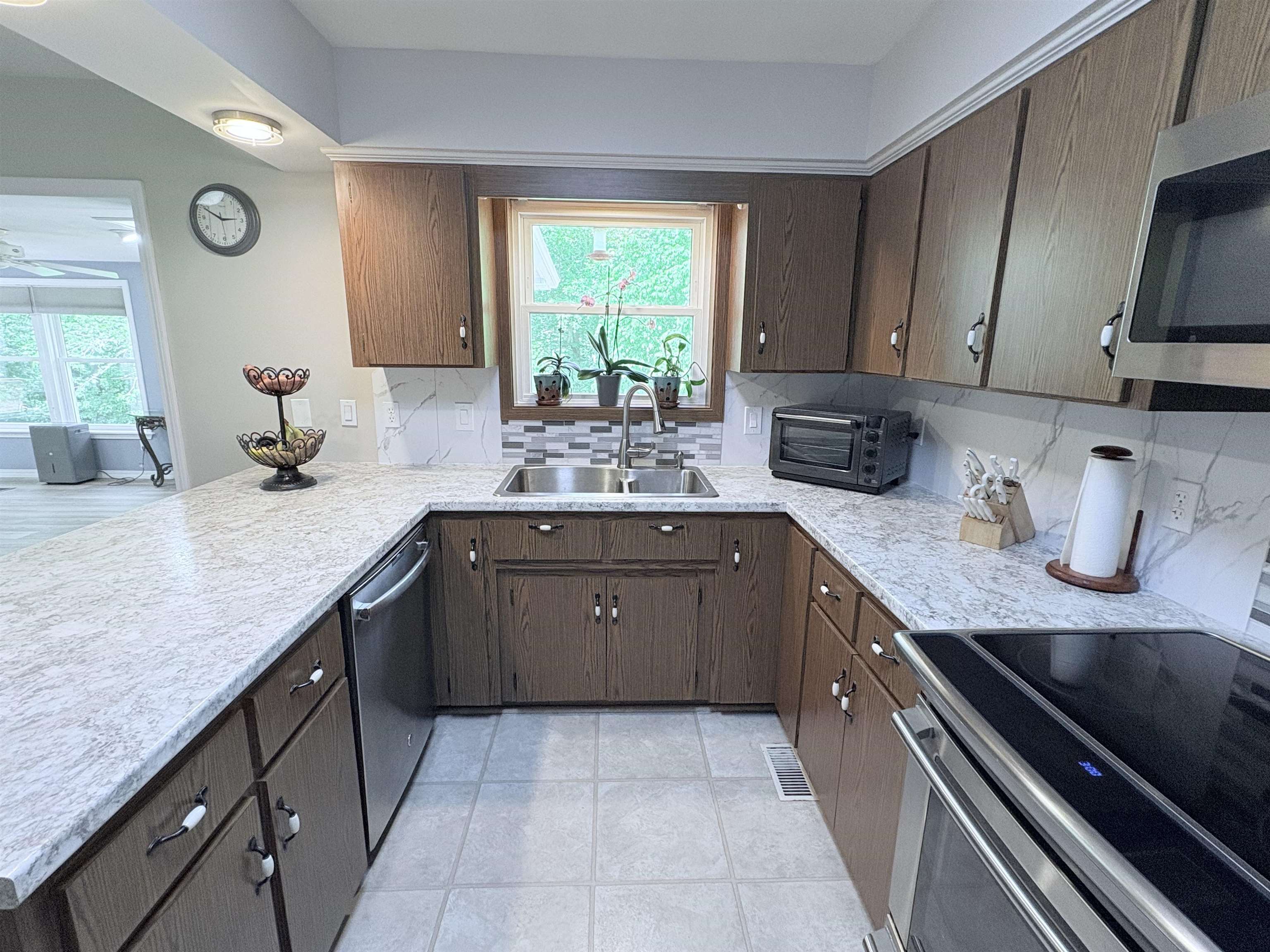 300 Victoria  Horseshoe Bend, AR