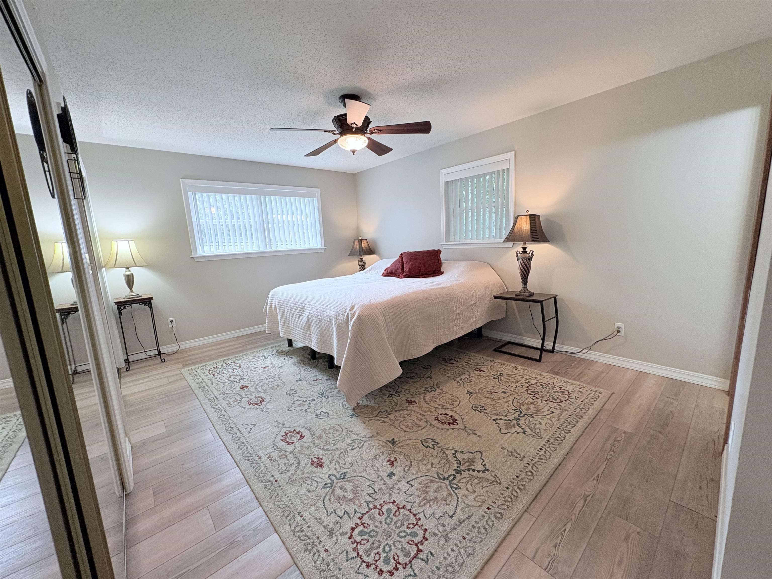 300 Victoria  Horseshoe Bend, AR