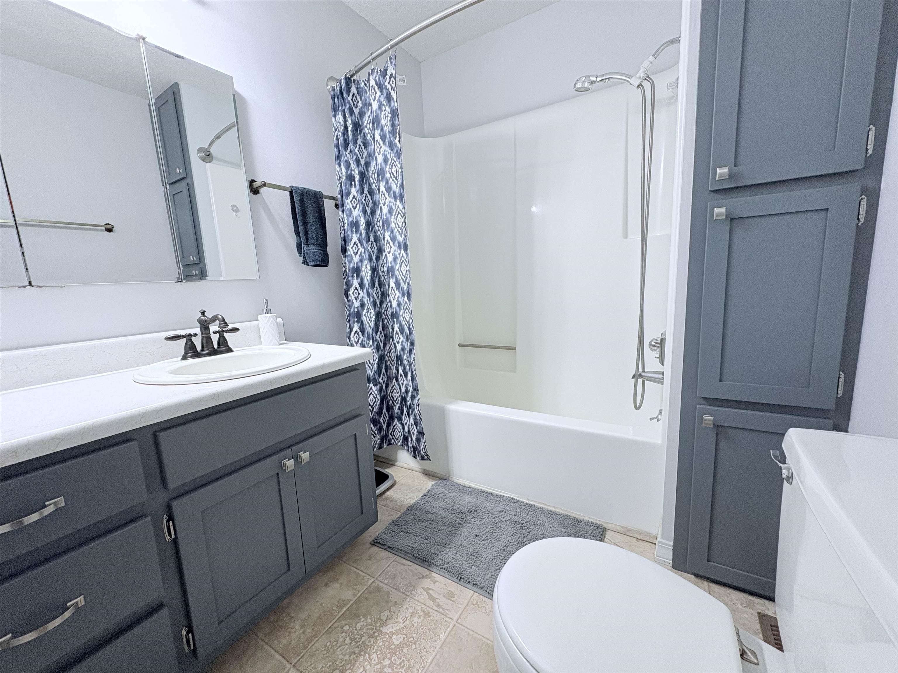 300 Victoria  Horseshoe Bend, AR