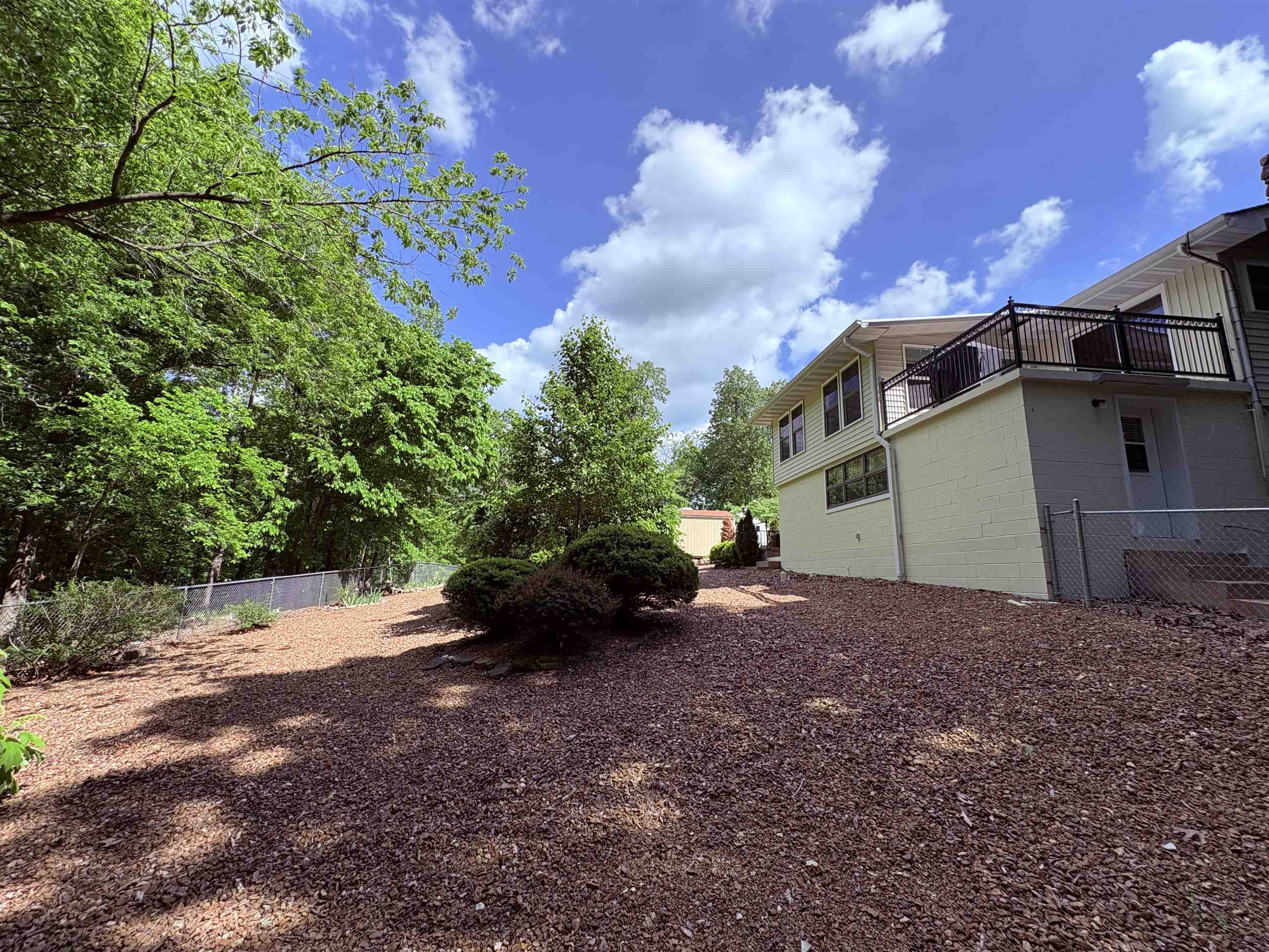 300 Victoria  Horseshoe Bend, AR