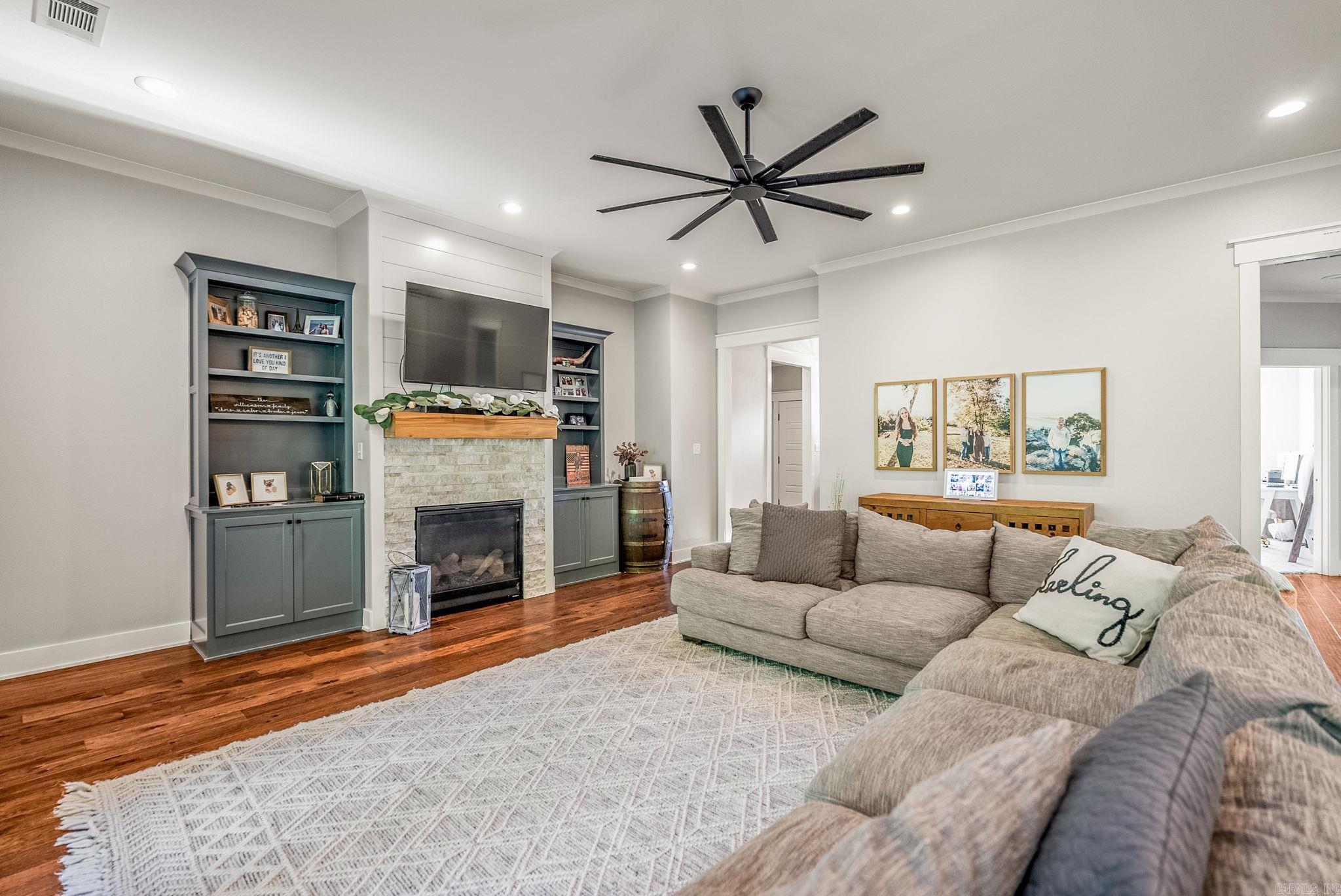 1505 Green Tree Dr  Conway, AR