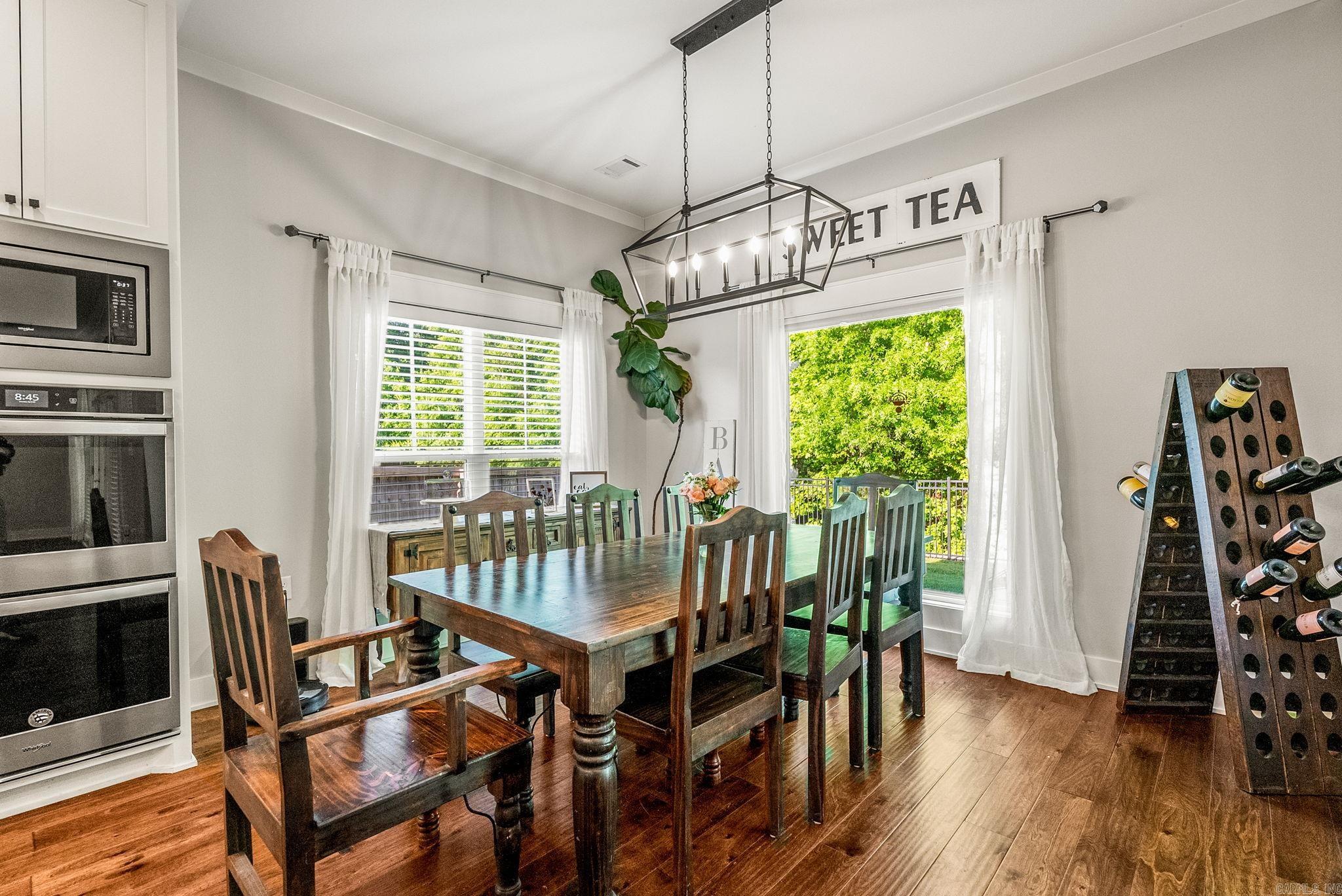 1505 Green Tree Dr  Conway, AR