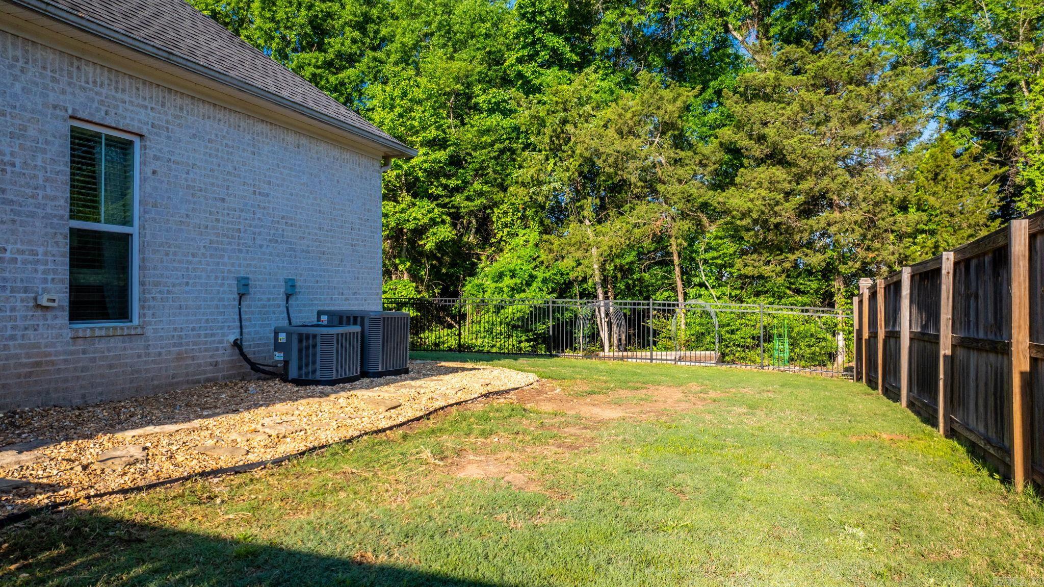 1505 Green Tree Dr  Conway, AR