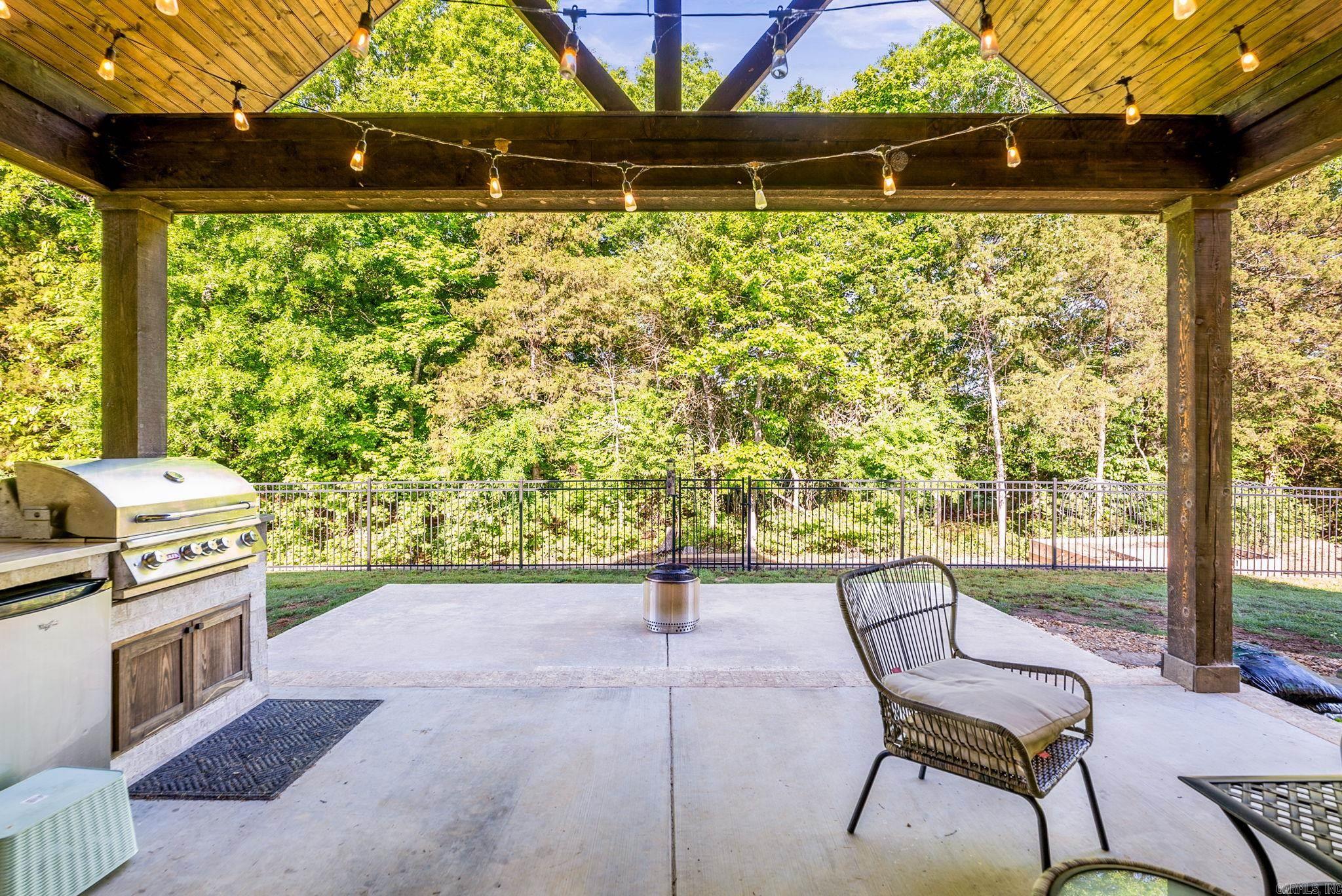 1505 Green Tree Dr  Conway, AR