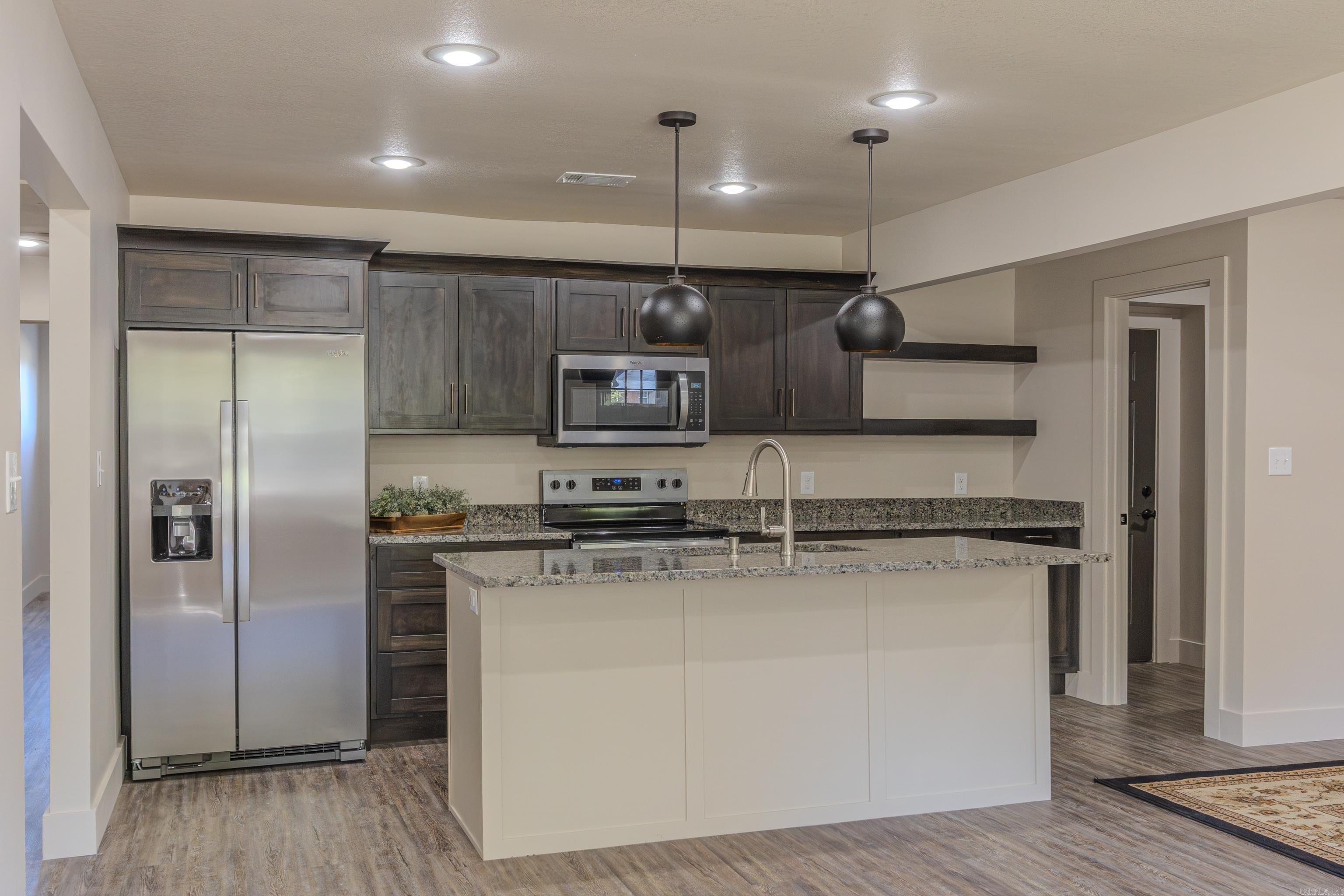 1811 Magnolia Ln  Paragould, AR