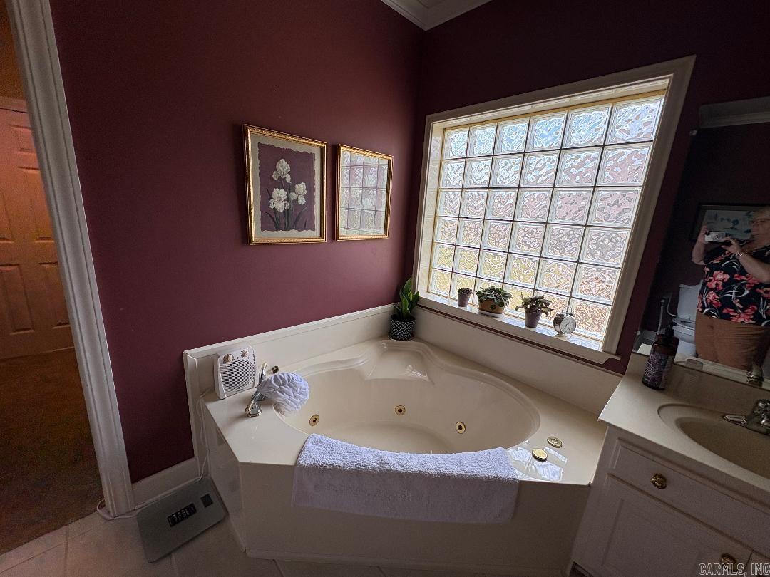 140 Cottage Lake  Searcy, AR