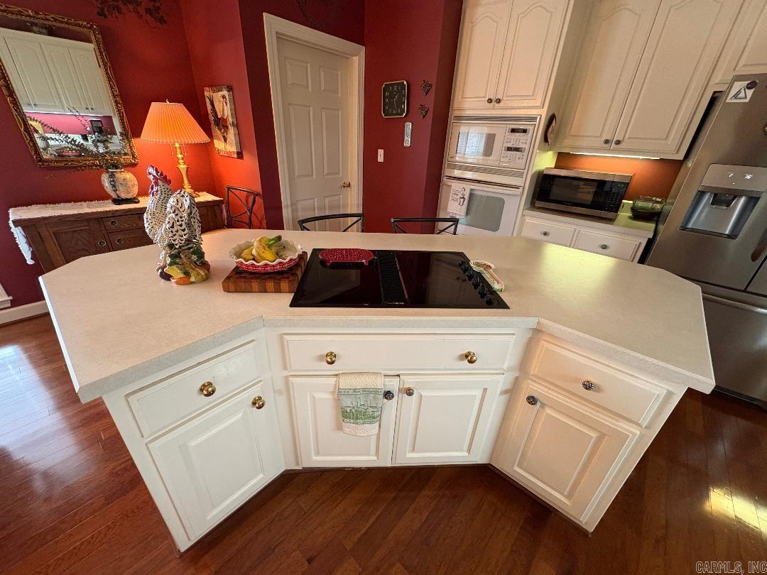 140 Cottage Lake  Searcy, AR