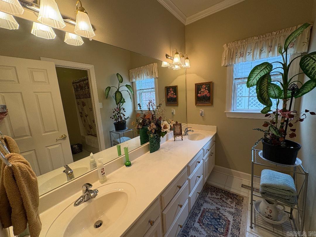 140 Cottage Lake  Searcy, AR