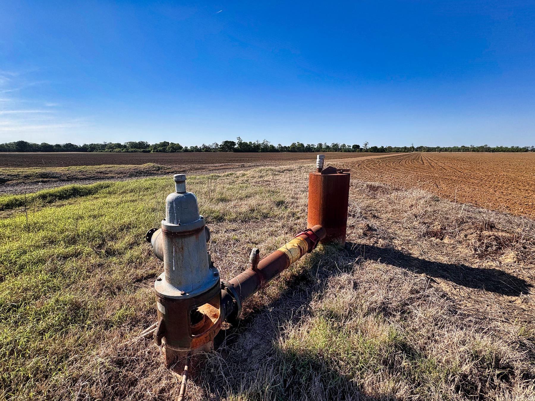 000 Arm Lake  Bradford, AR