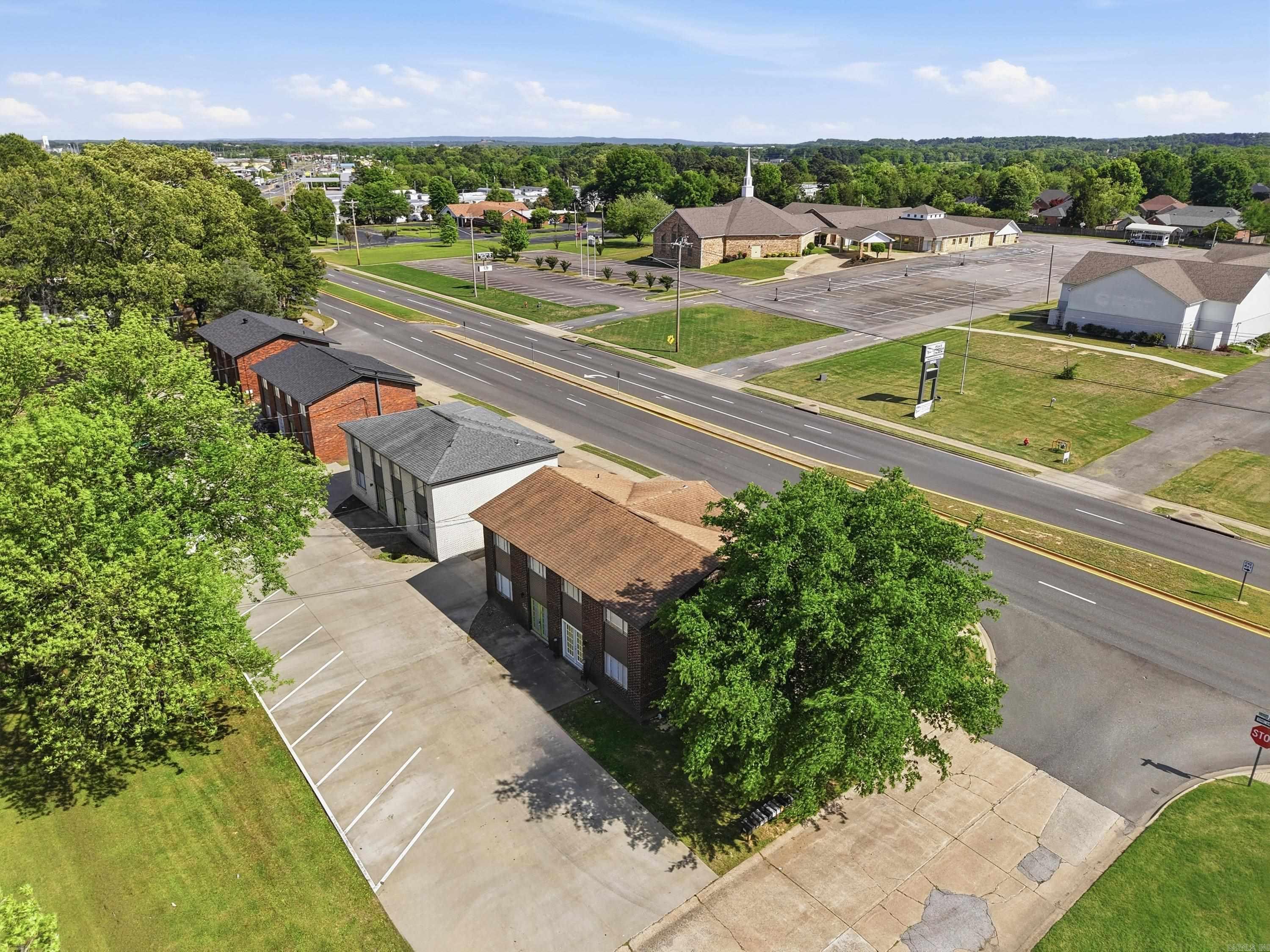 1900 Dave Ward  Conway, AR