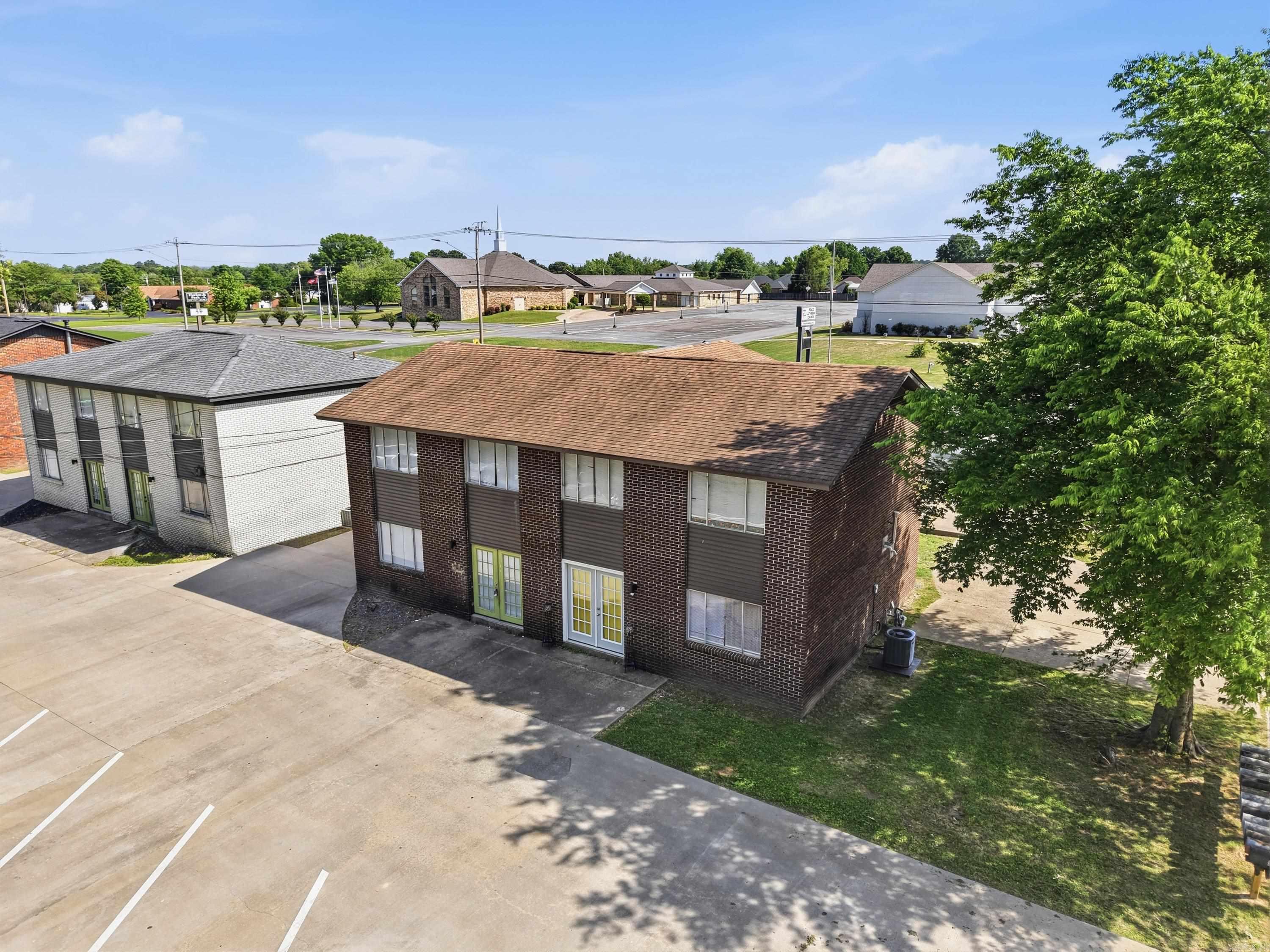 1900 Dave Ward  Conway, AR