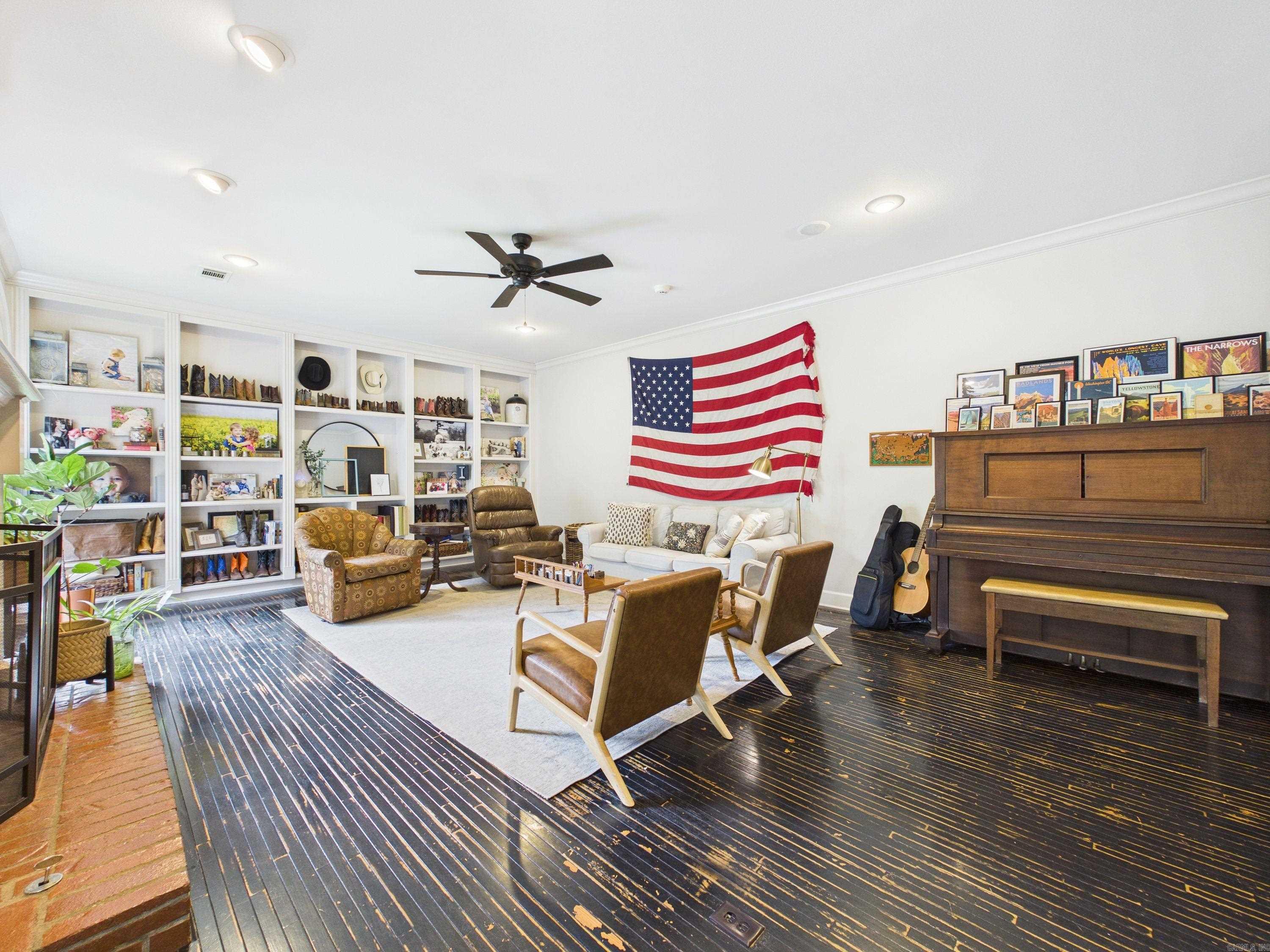 12 Country Club  Searcy, AR