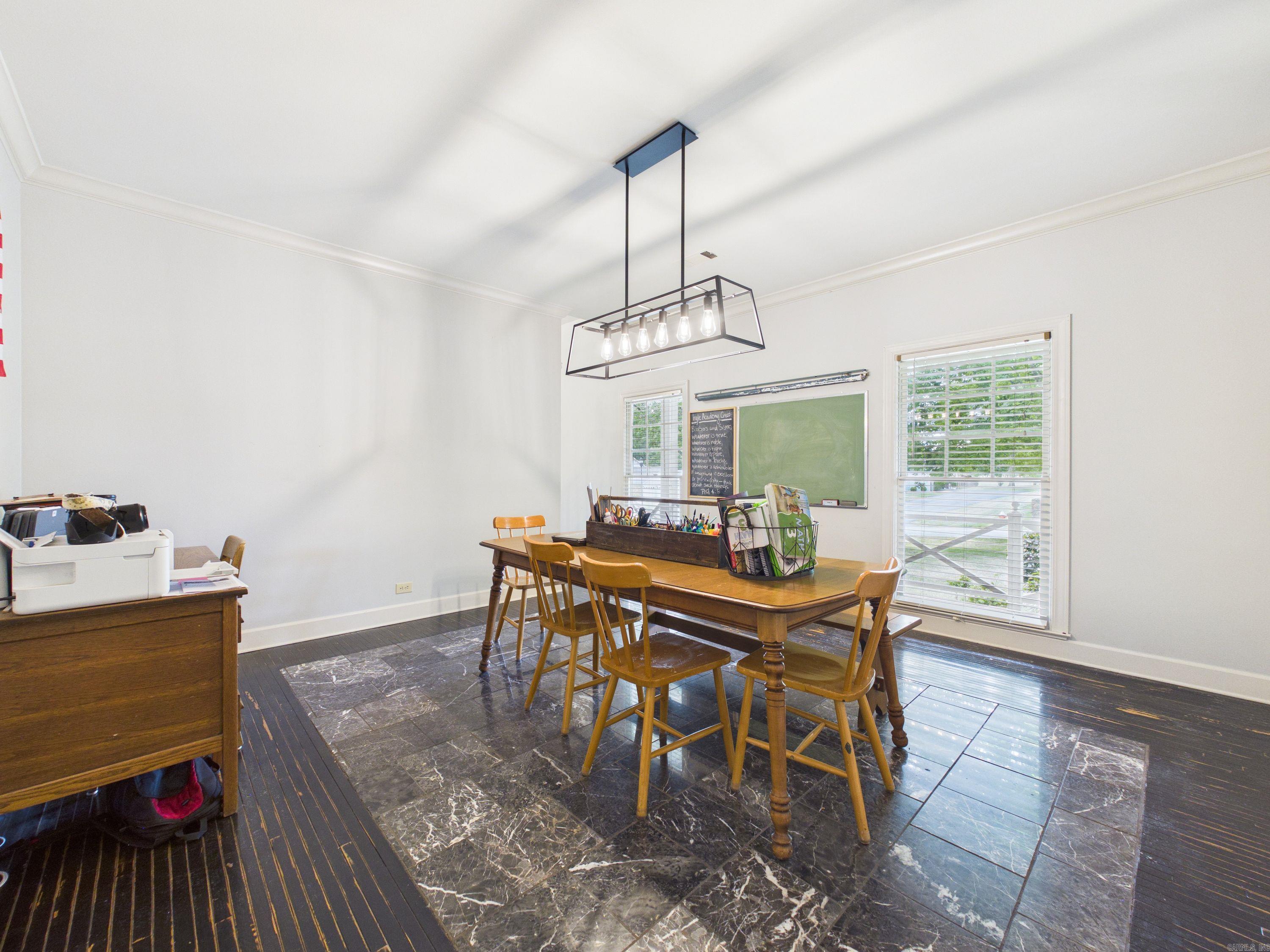 12 Country Club  Searcy, AR