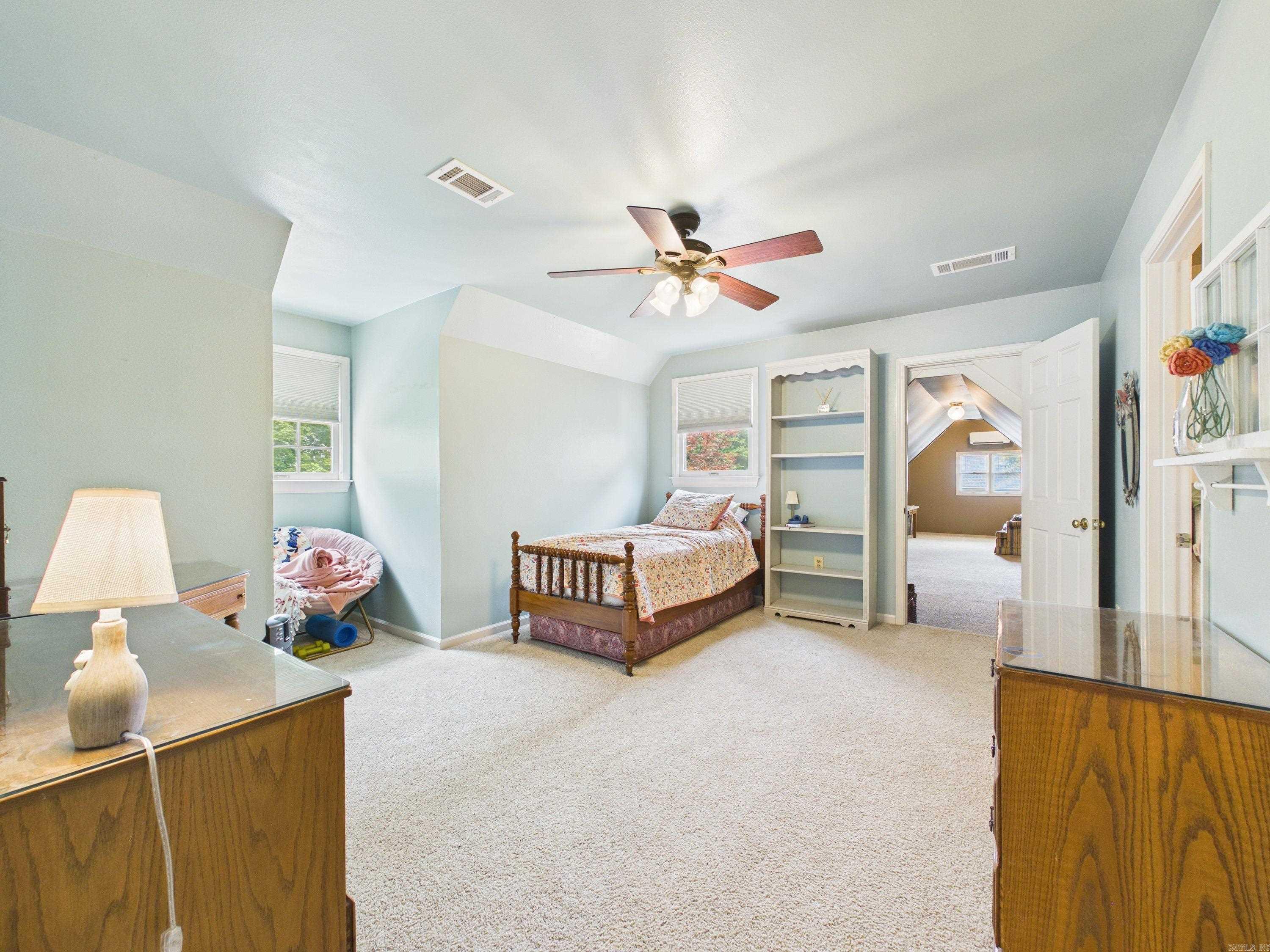 12 Country Club  Searcy, AR