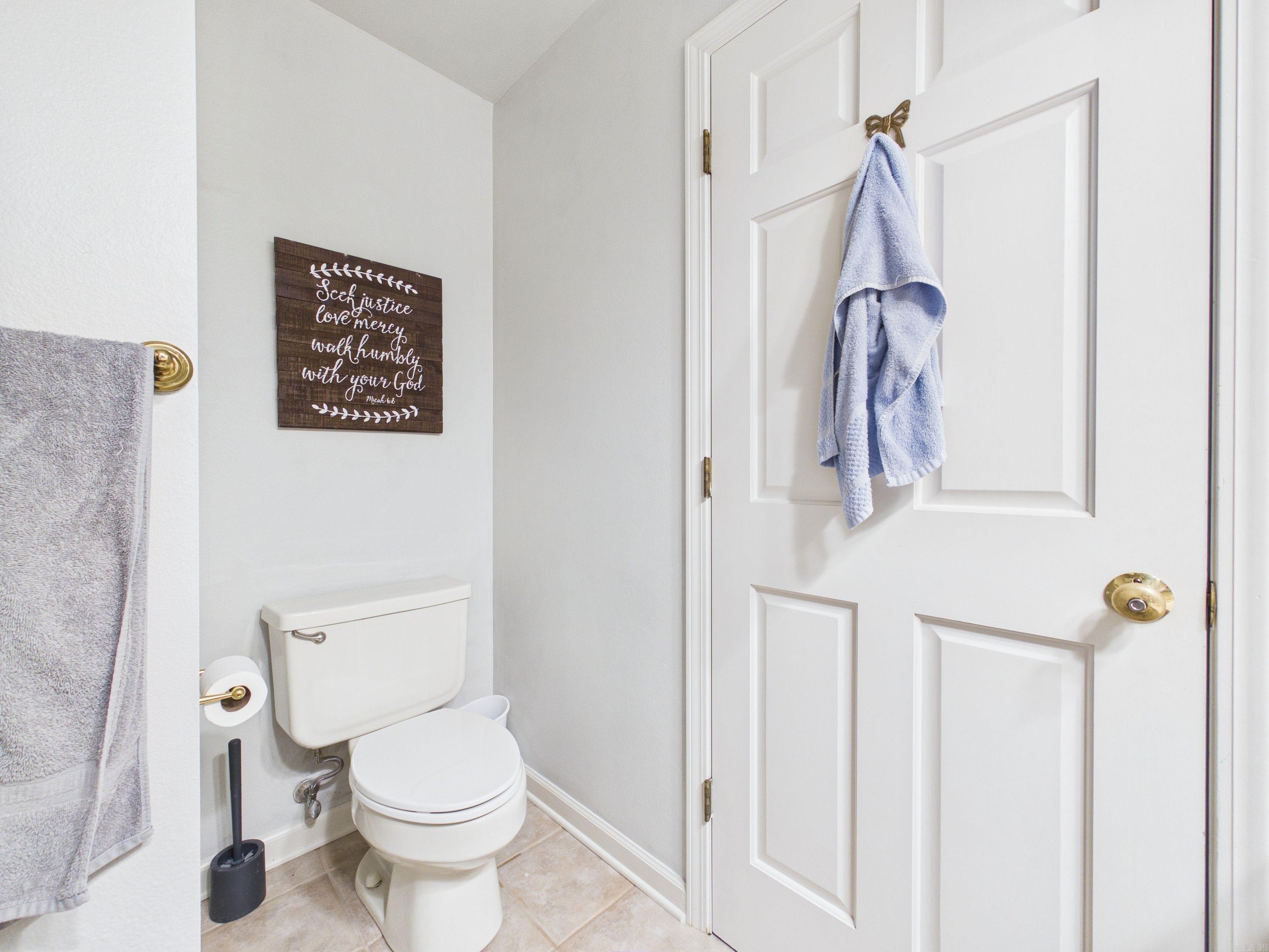 12 Country Club  Searcy, AR