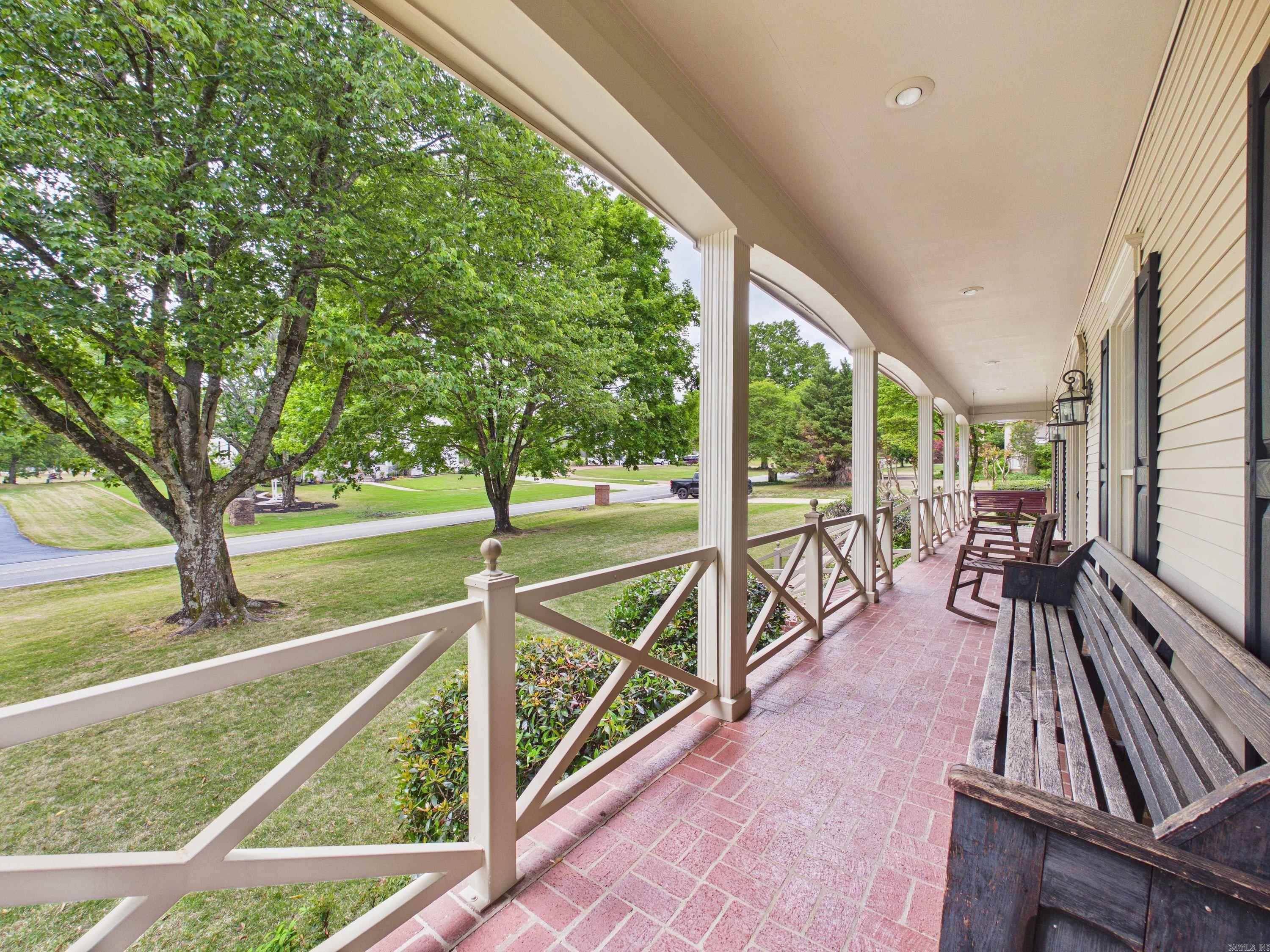 12 Country Club  Searcy, AR