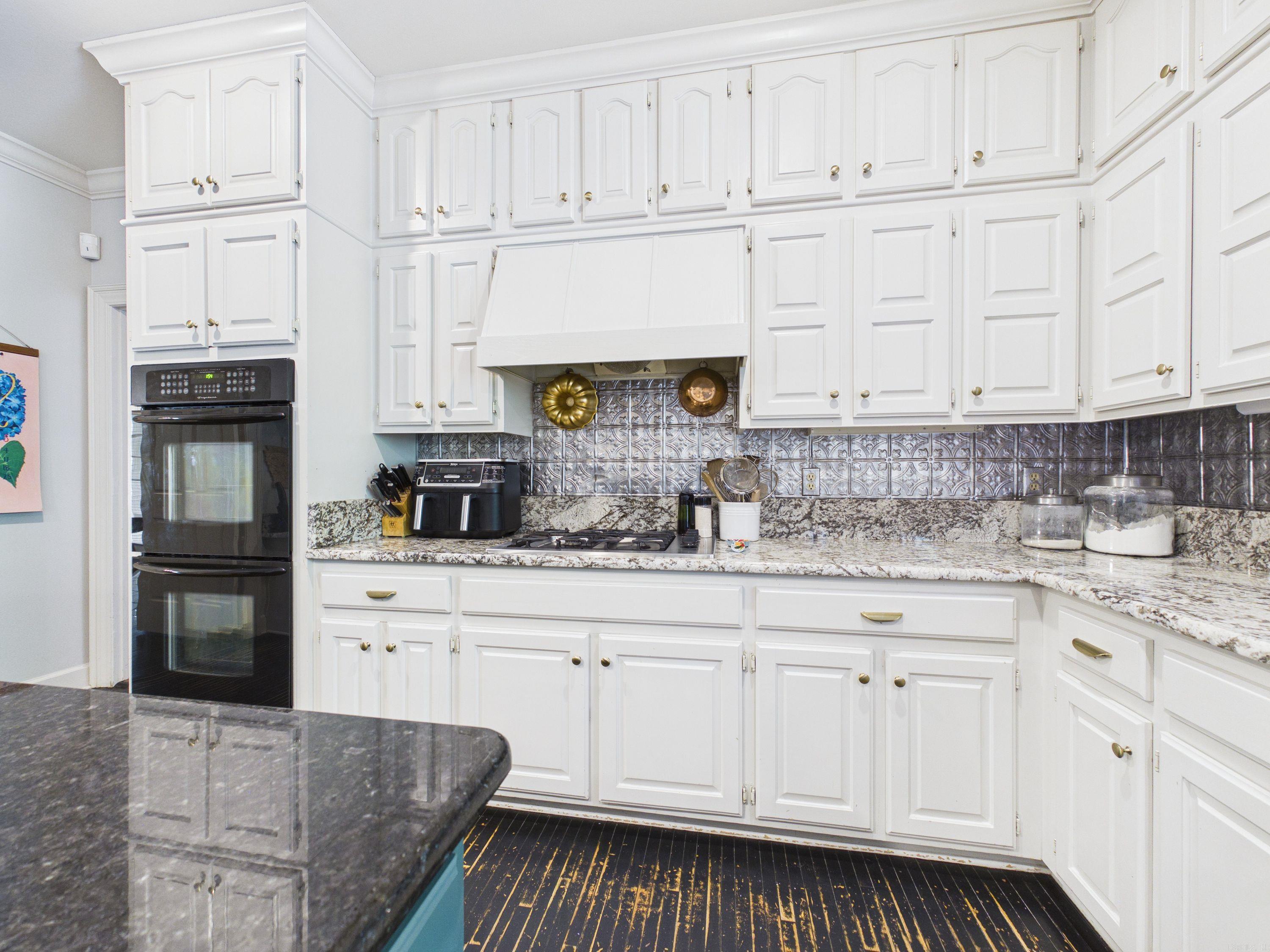 12 Country Club  Searcy, AR