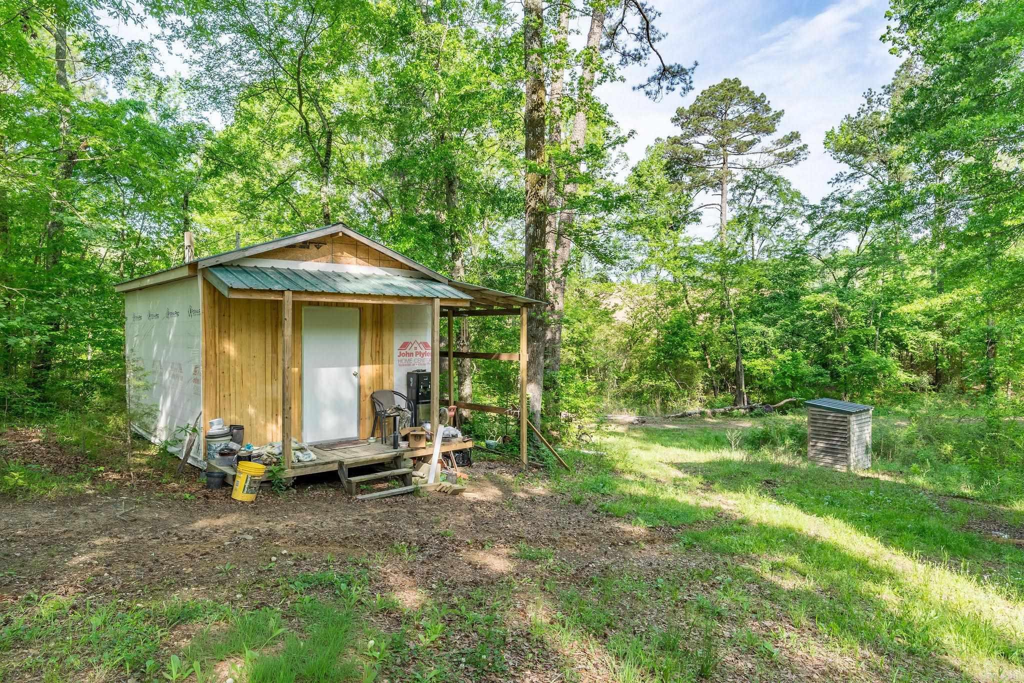 100 Old River Cabin  Amity, AR