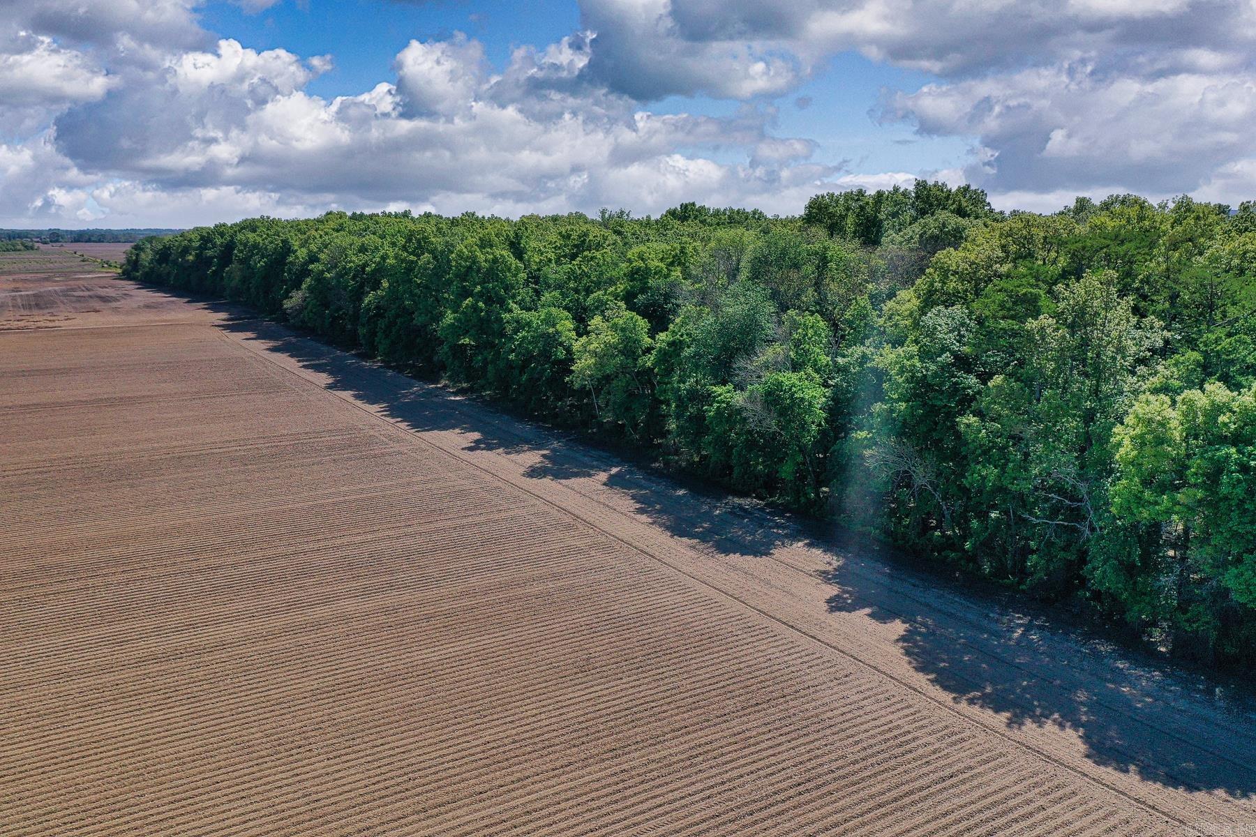 000 L and D Wells  Bradford, AR