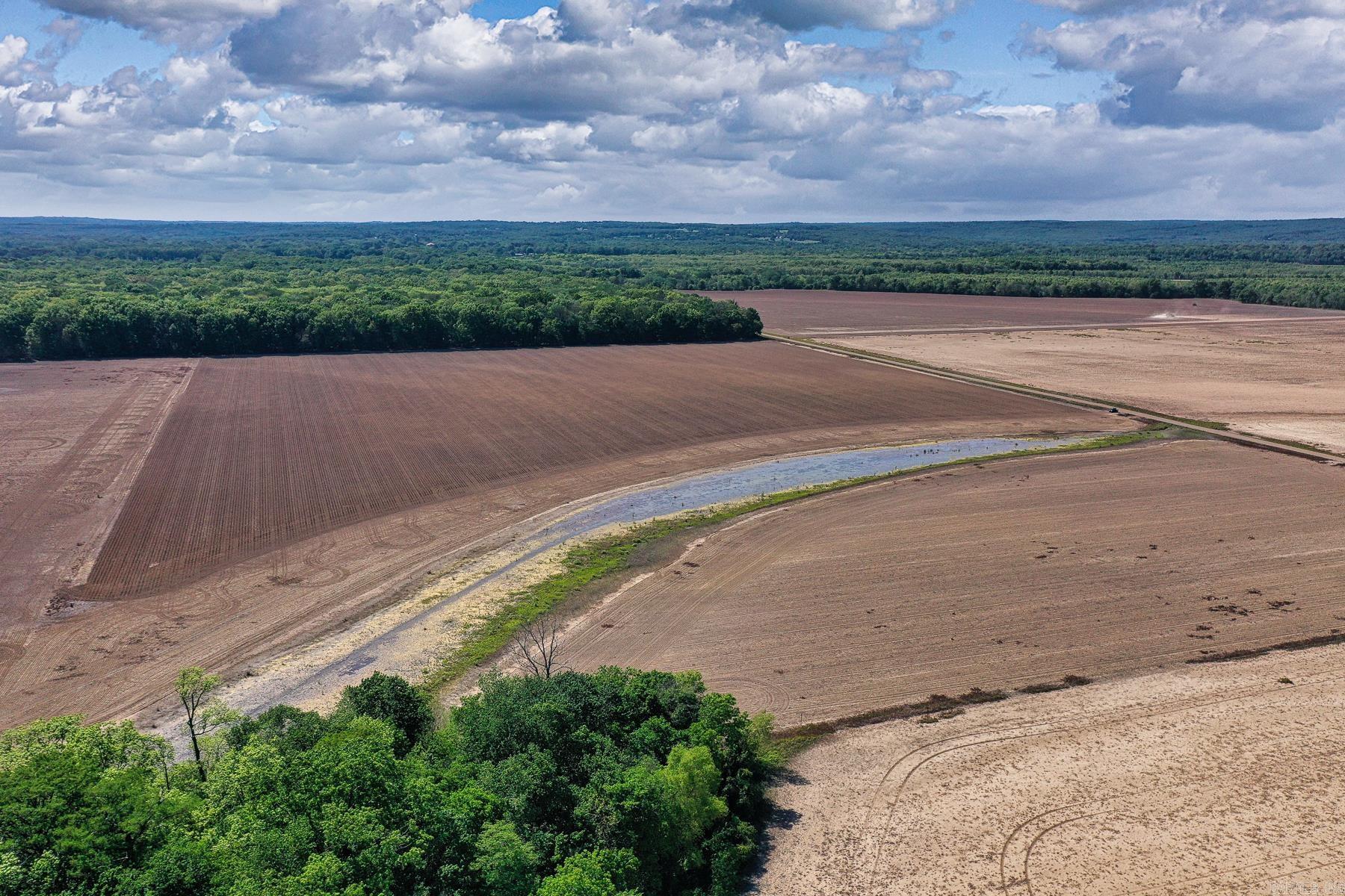 000 L and D Wells  Bradford, AR